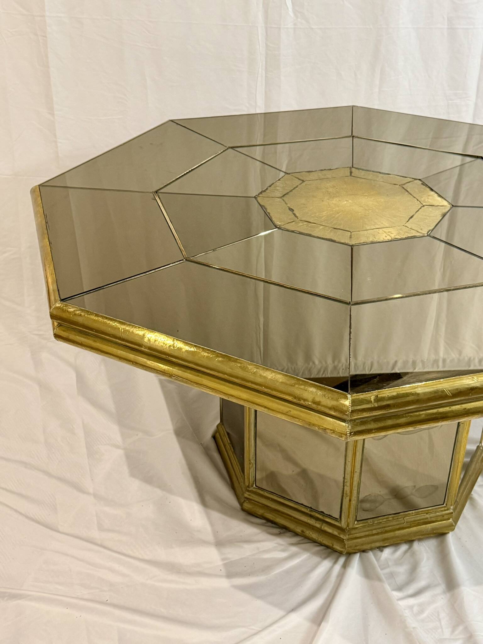 OCTAGONAL TABLE 1970
