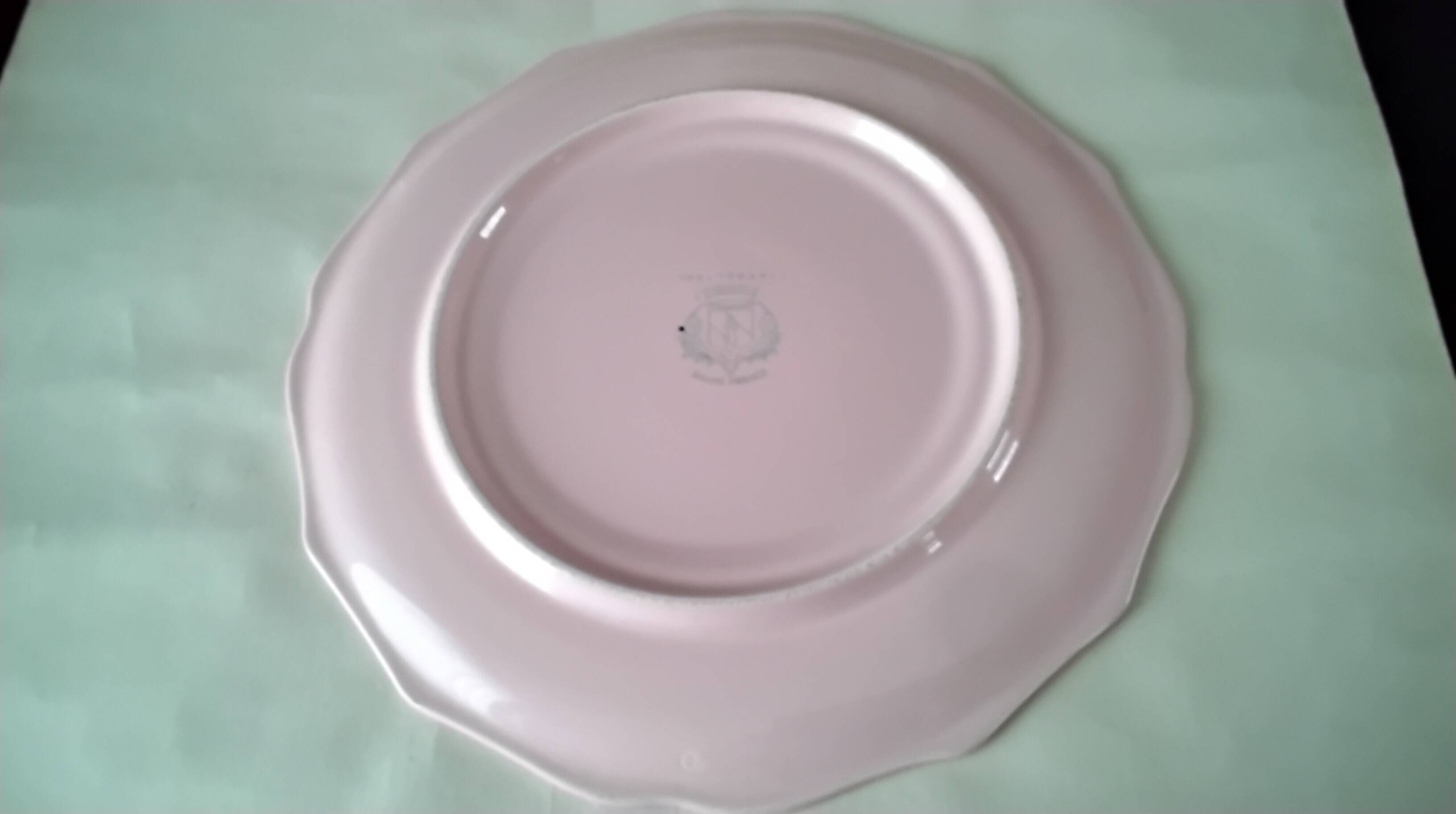 Salins earthenware cake plate