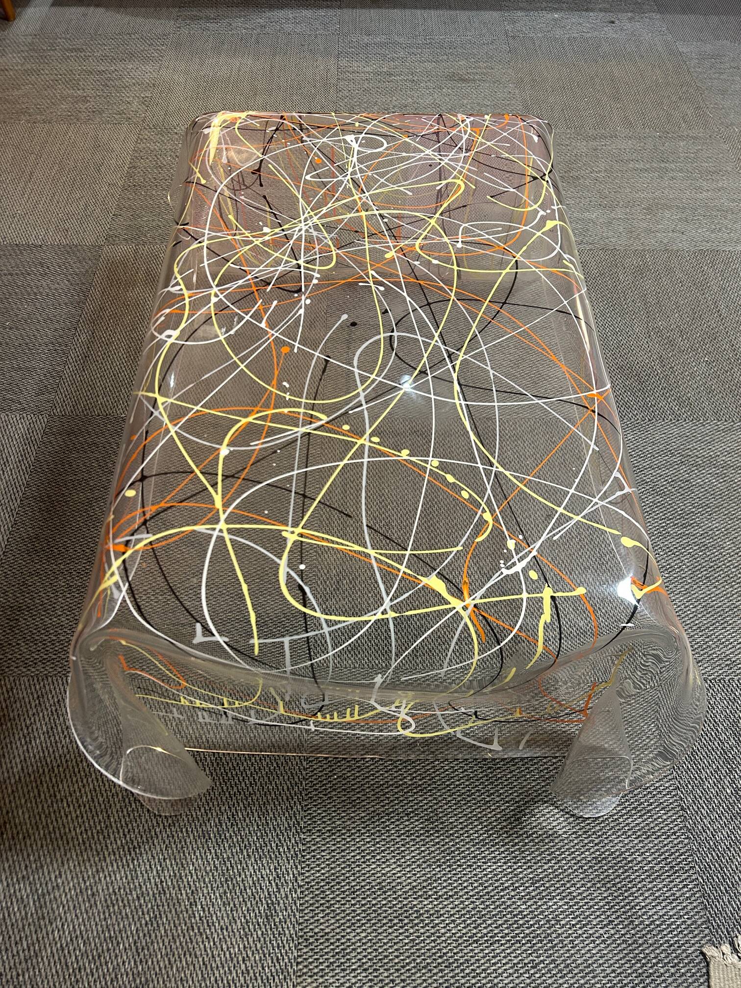 Table mouchoir en plexi graffiti années 80