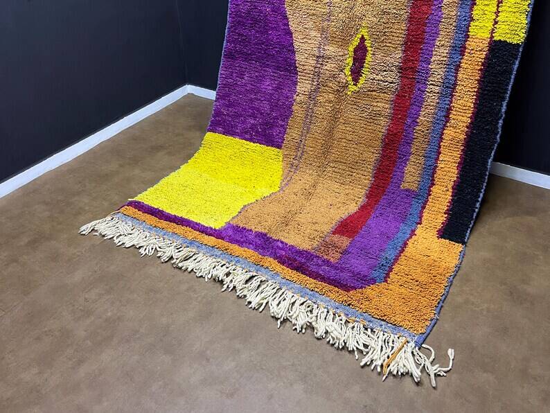 Handmade Moroccan rug 250cm x 150cm