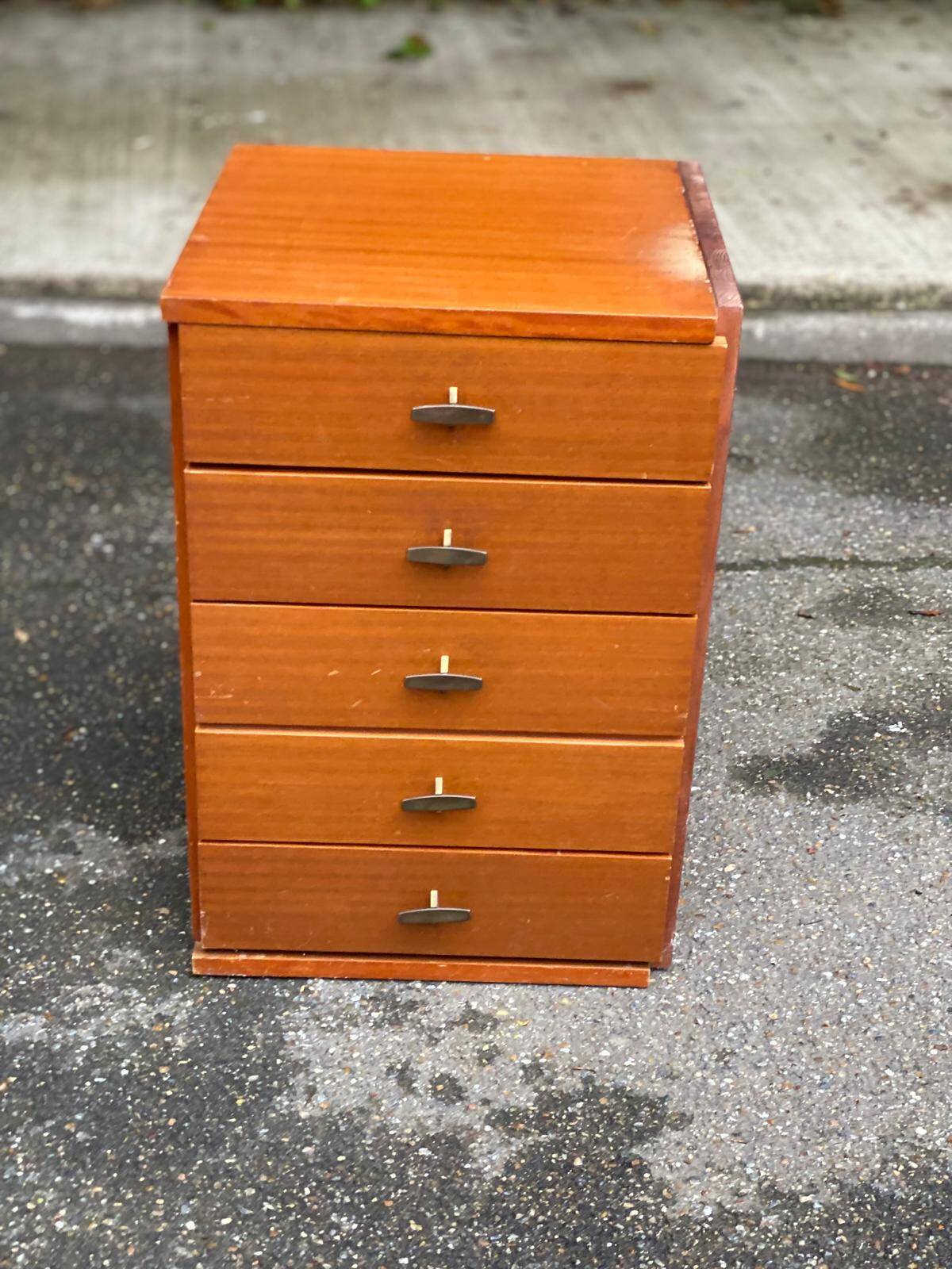 Scandinavian chest of drawers from the 60s in teak