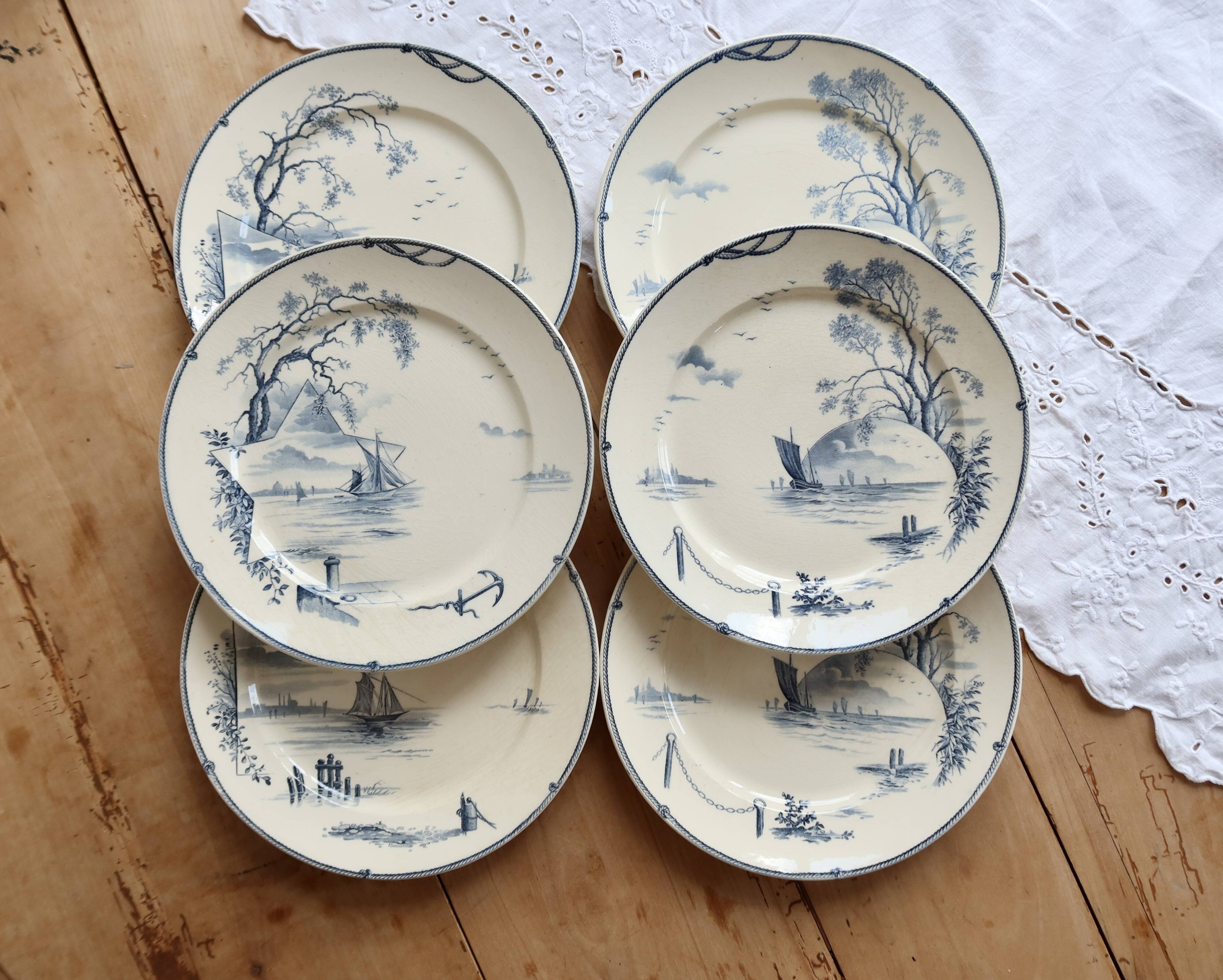 6 assiettes plates antiques Gien modèle Marines 1875