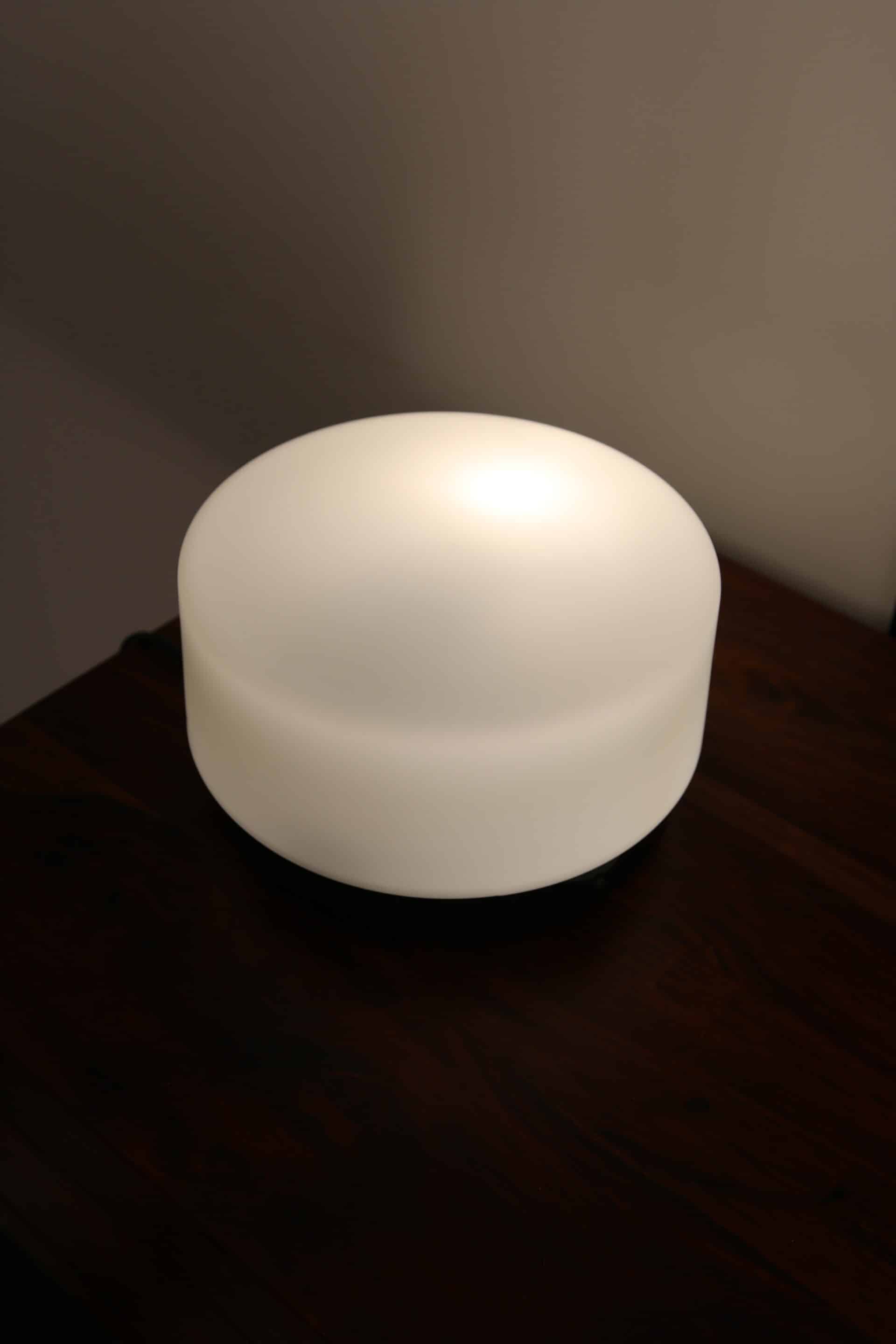 Vintage opaline bakelite globe light, Vianne