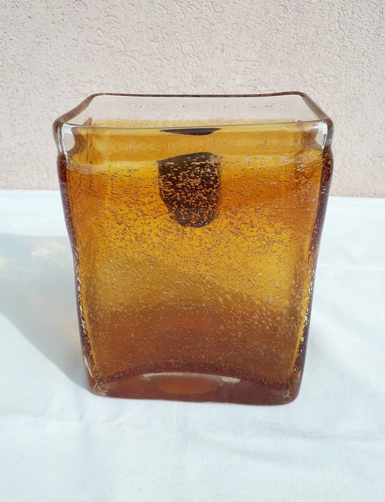Glass vase