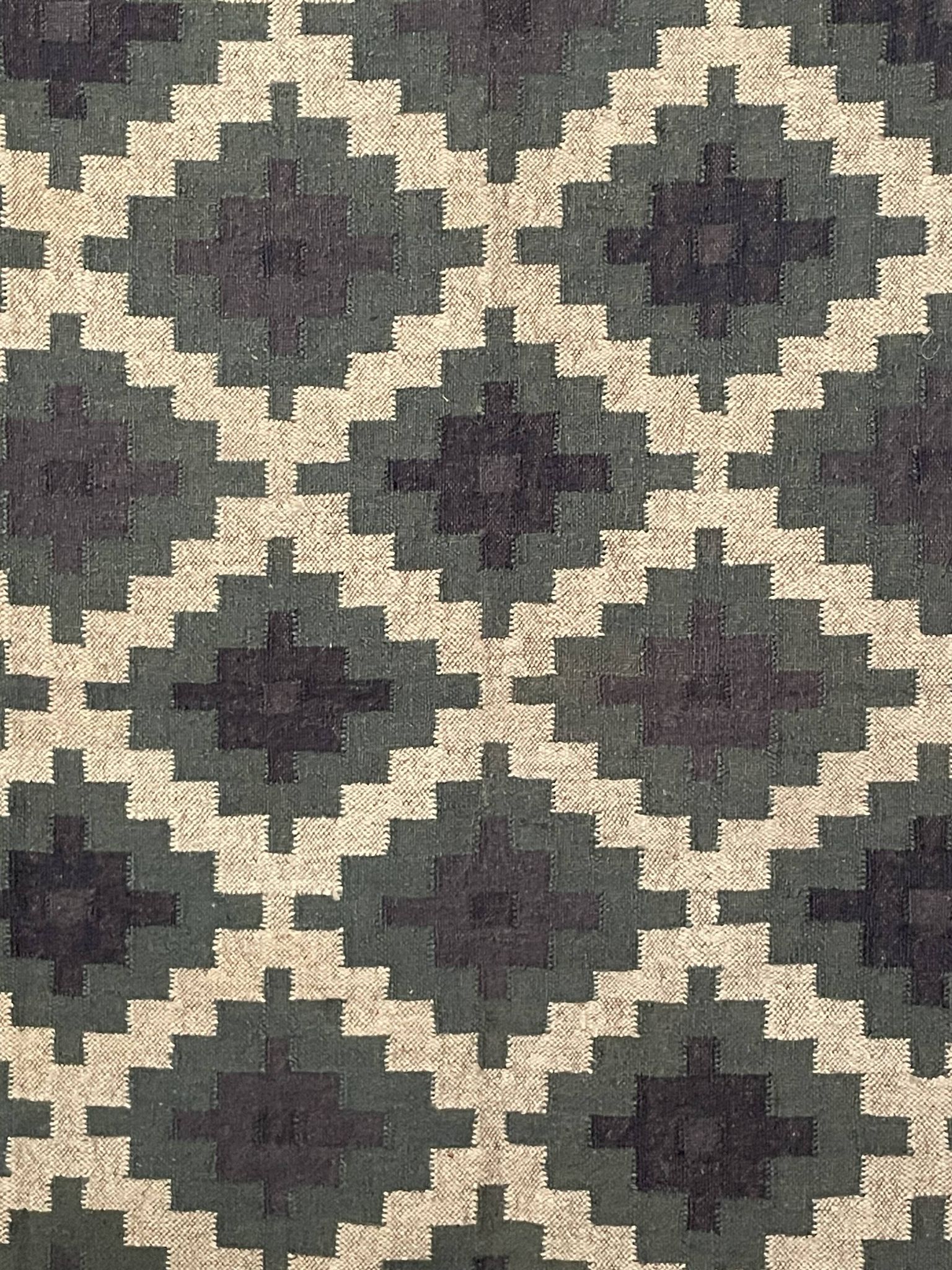 6.5x6.5 ft - handmade jute/wool rug