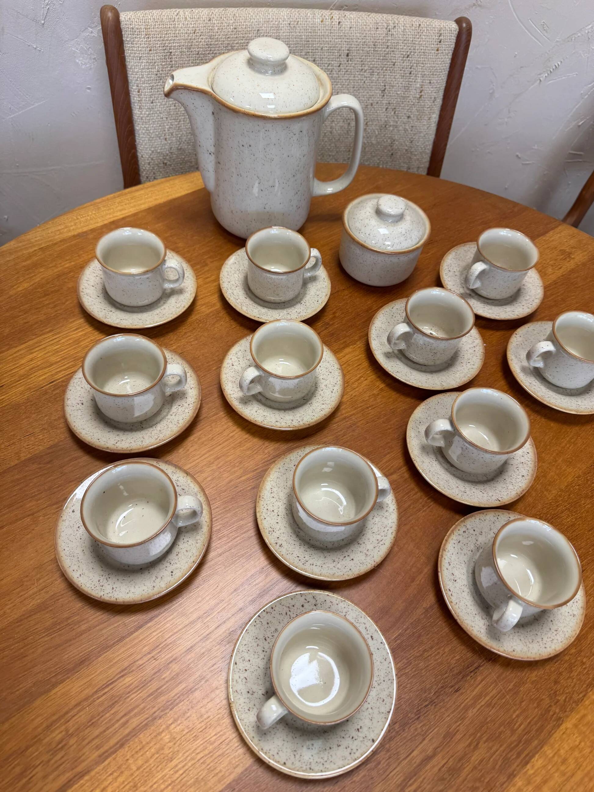 Beige coffee service, Tulowice