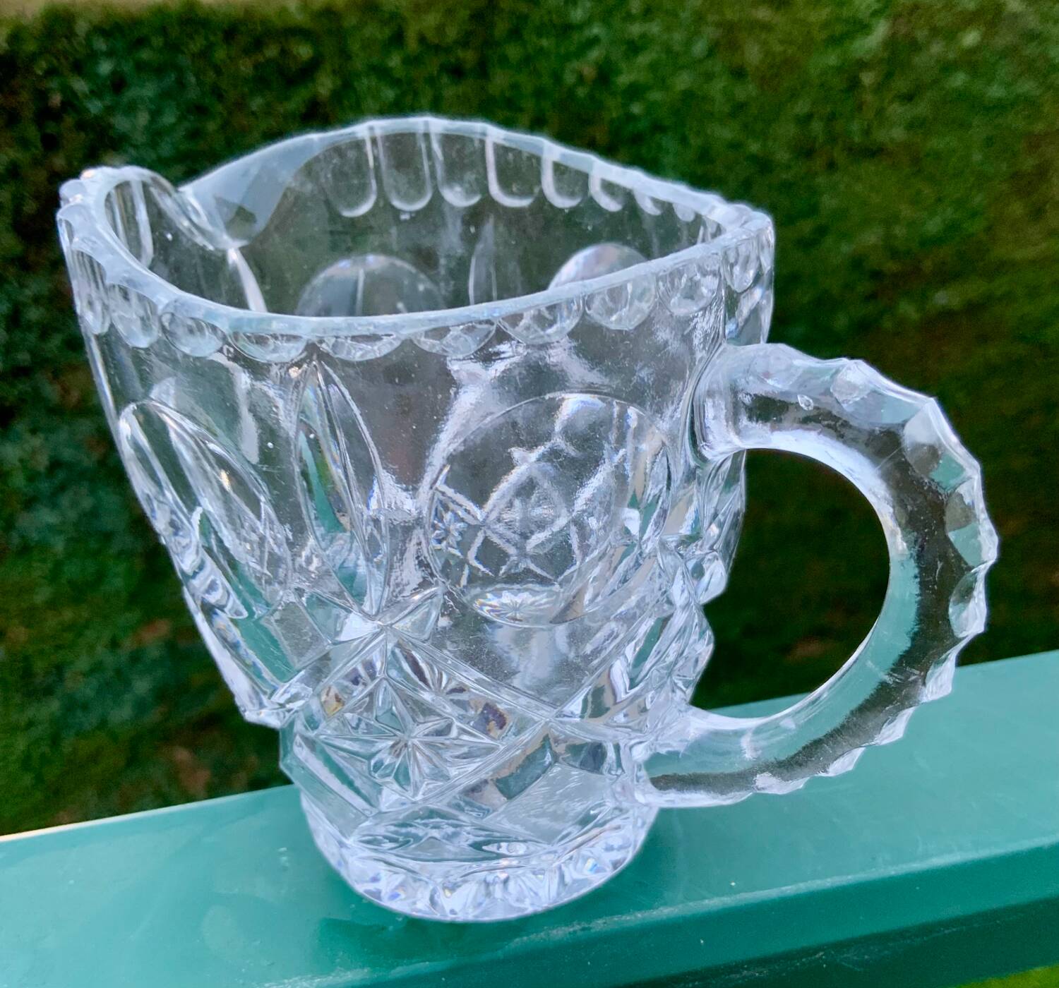 Hand-cut crystal cream jug - Vintage charm