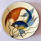 Plat décor de poisson,  signé Puigdemon