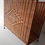 Door vintage rattan magazine