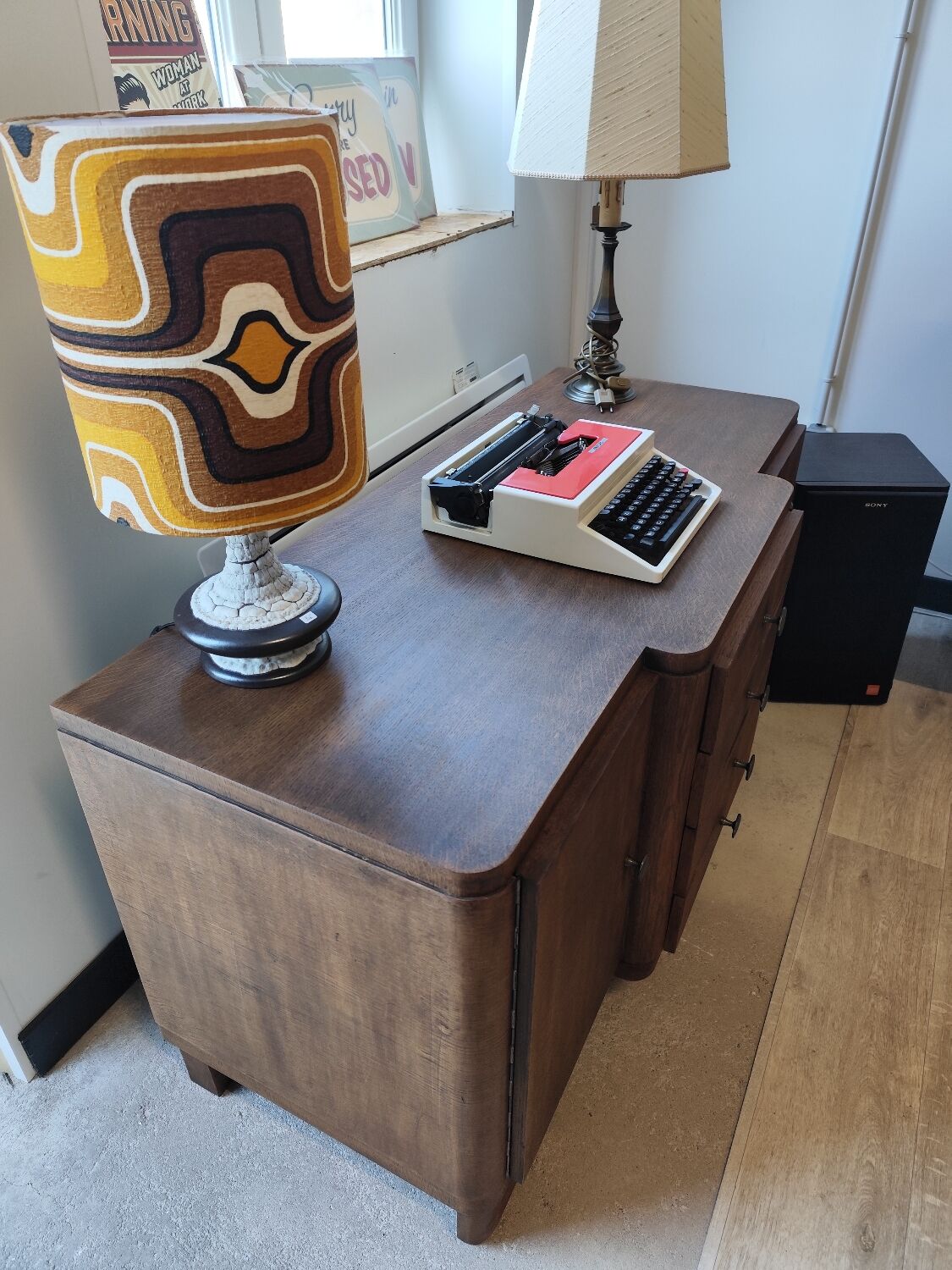 Vintage 1950s chest of drawers