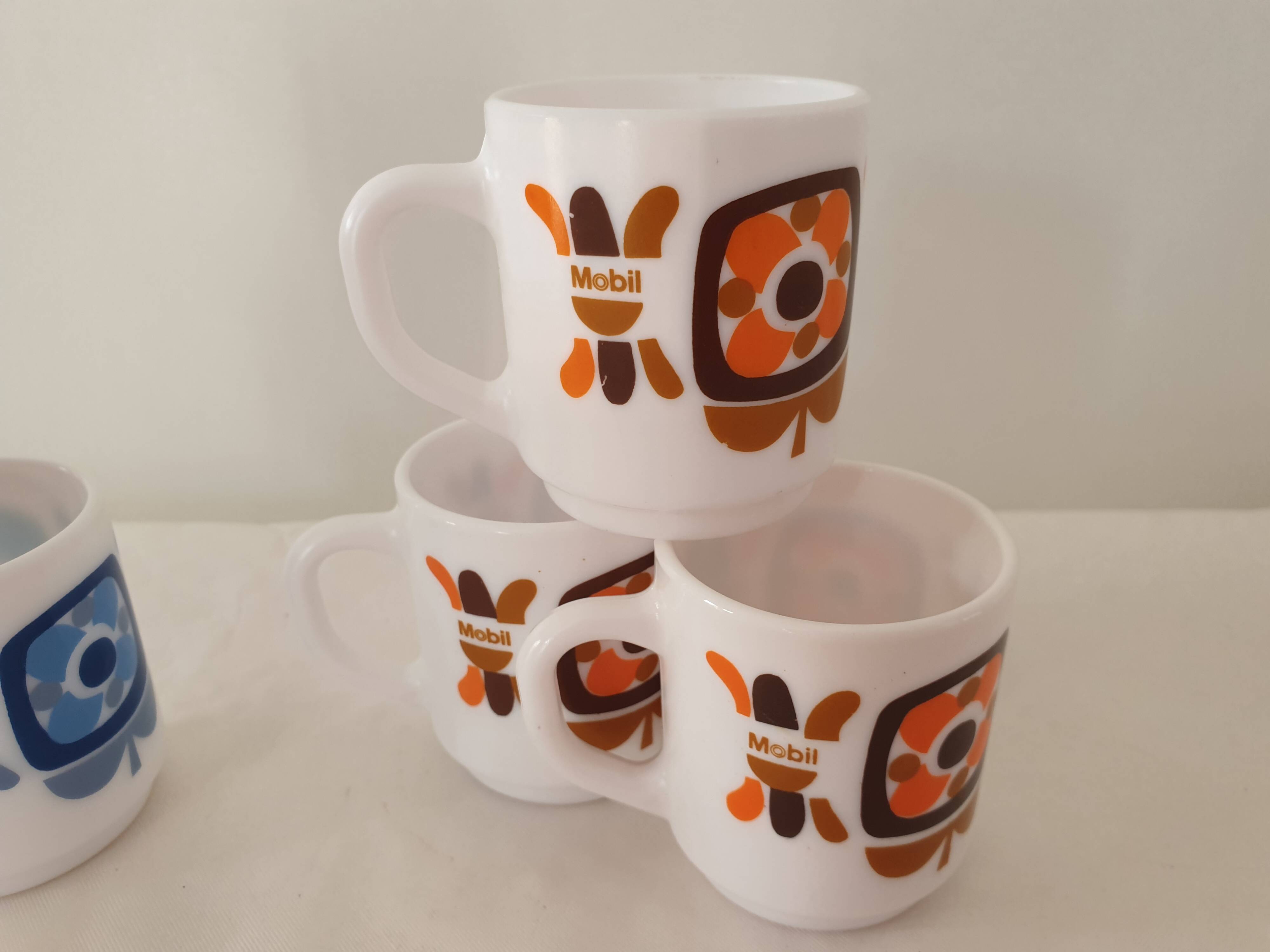 Set of 6 small Mobil Vintage coffee cups (Diameter 5.5)