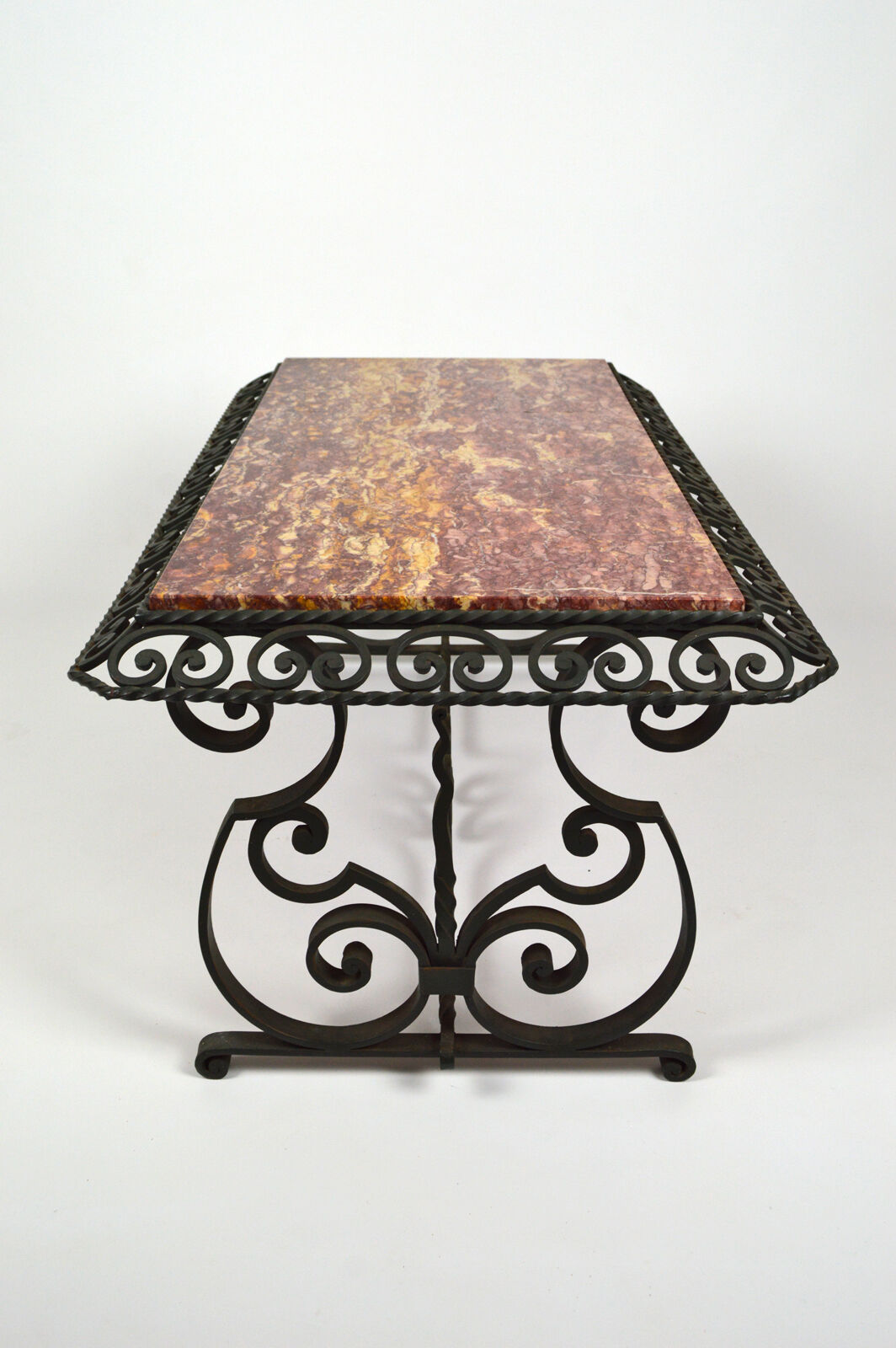 Coffee table in marble and wrought iron, circa 1940