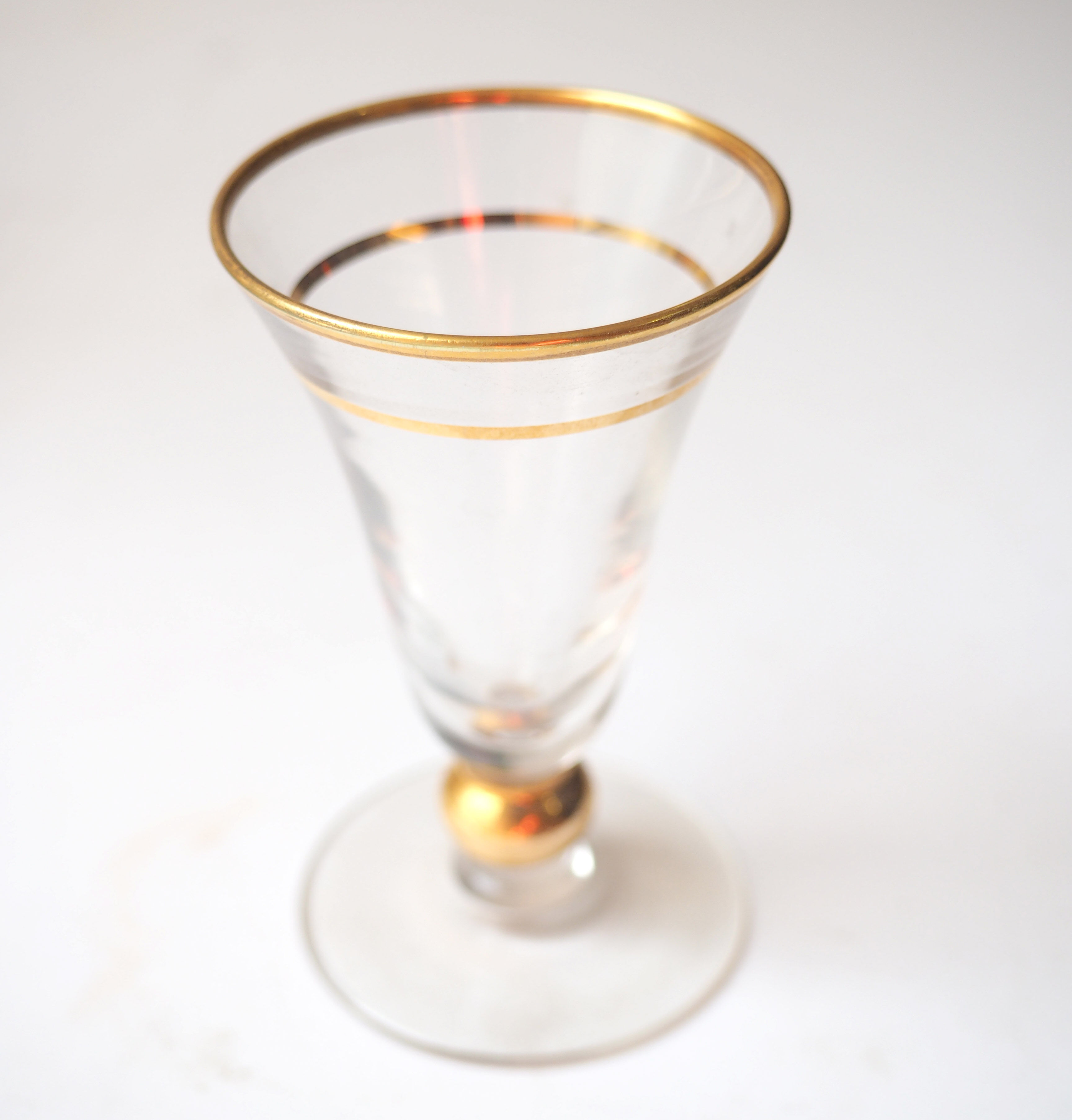 Service with cafare glasses and mirror tray