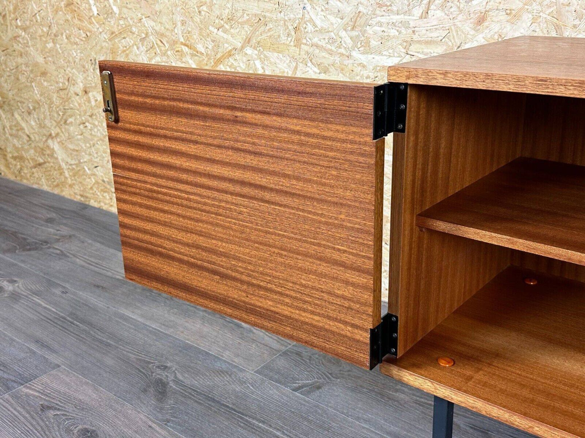 Buffet en teck des années 60/70