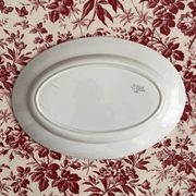 Plat ovale blanc en terre de fer Creil et Montereau fin XIXe