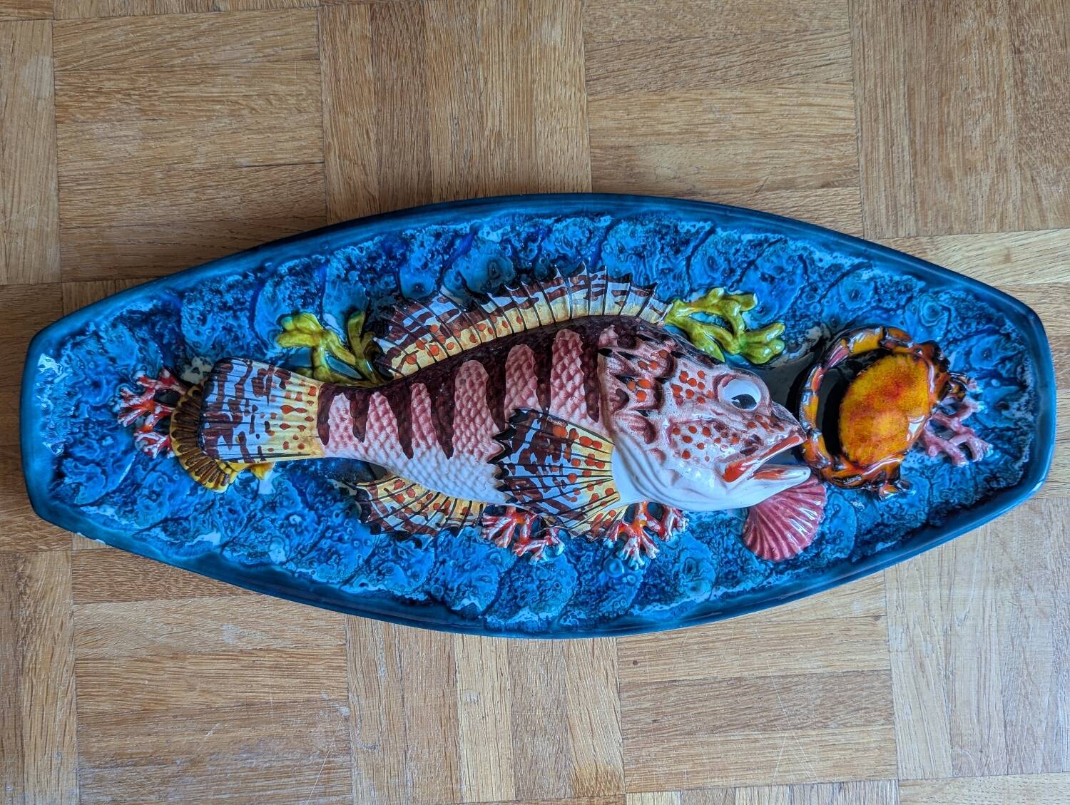 "Palissy" slip wall plate