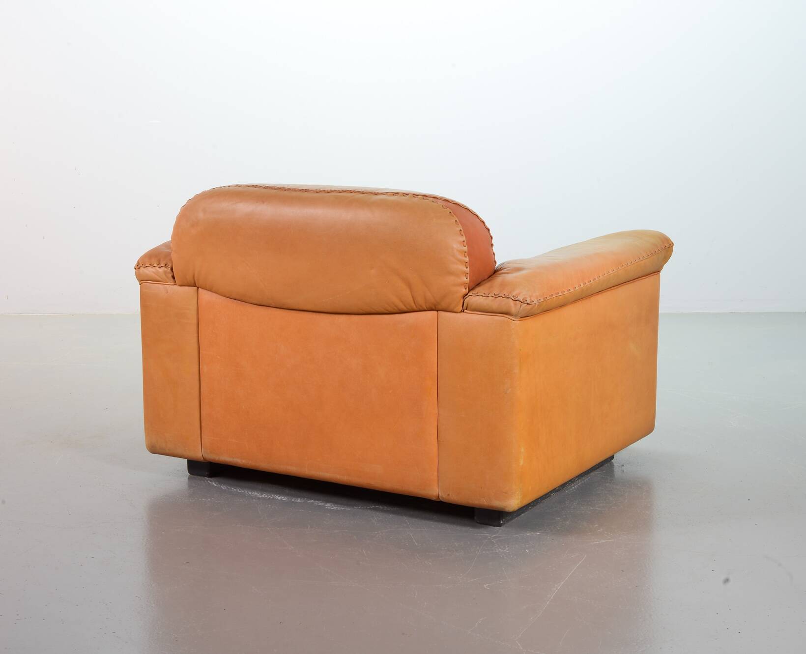 Striking De Sede DS101 Cognac Leather Lounge Chair DS17. Switzerland, 1970s