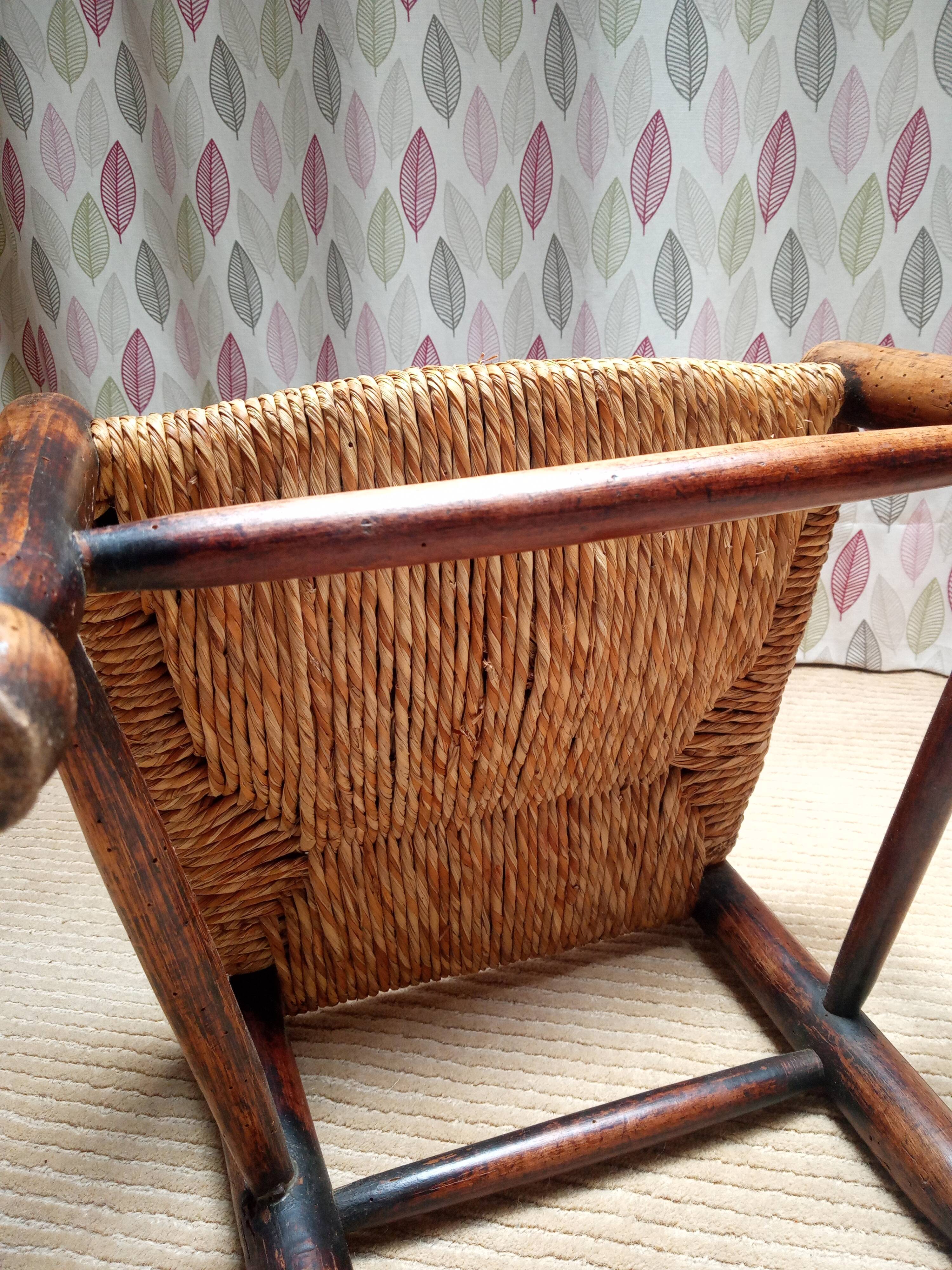 Chaise enfant ancienne