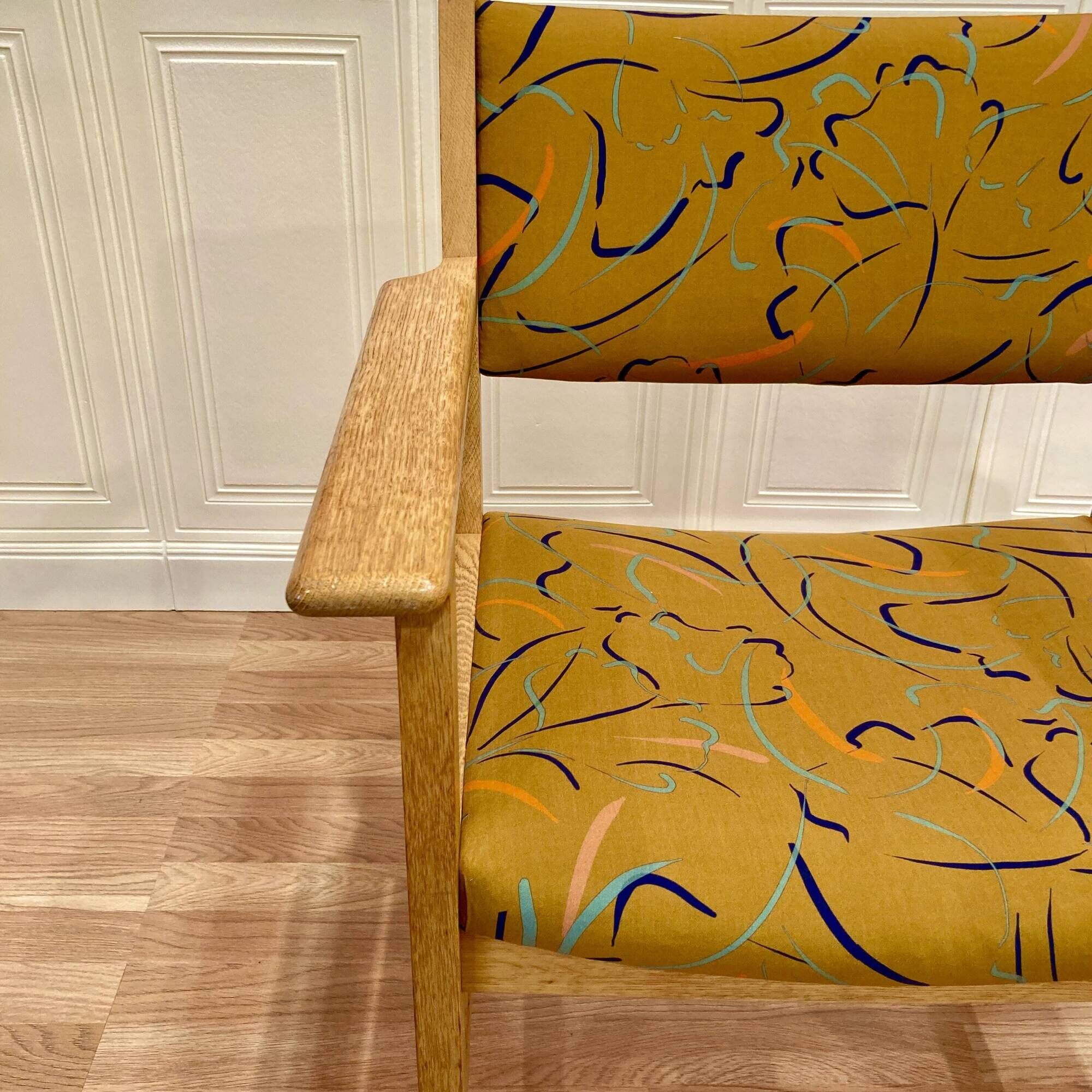 Set of 6 armchairs stamped Hans Wegner "Scandinavian design" 1960.