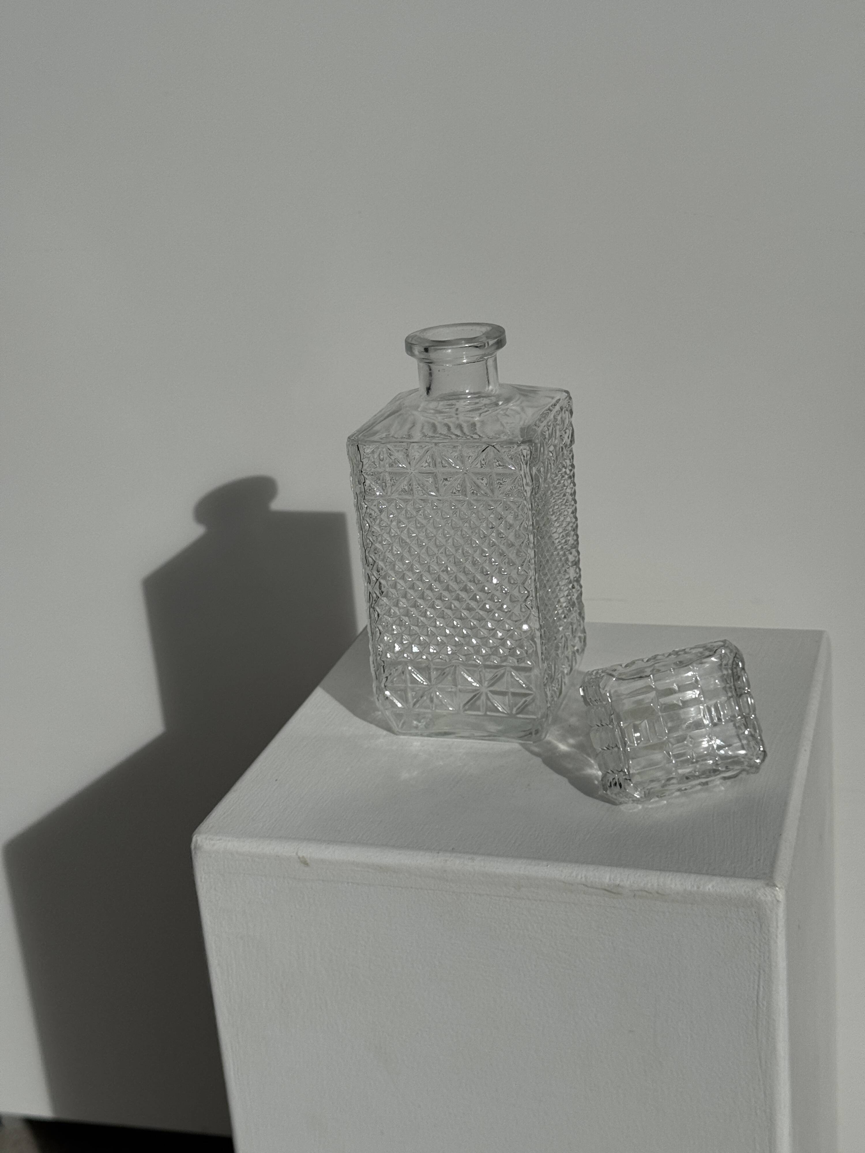 Vintage glass whisky carafe with diamond points H23 L9