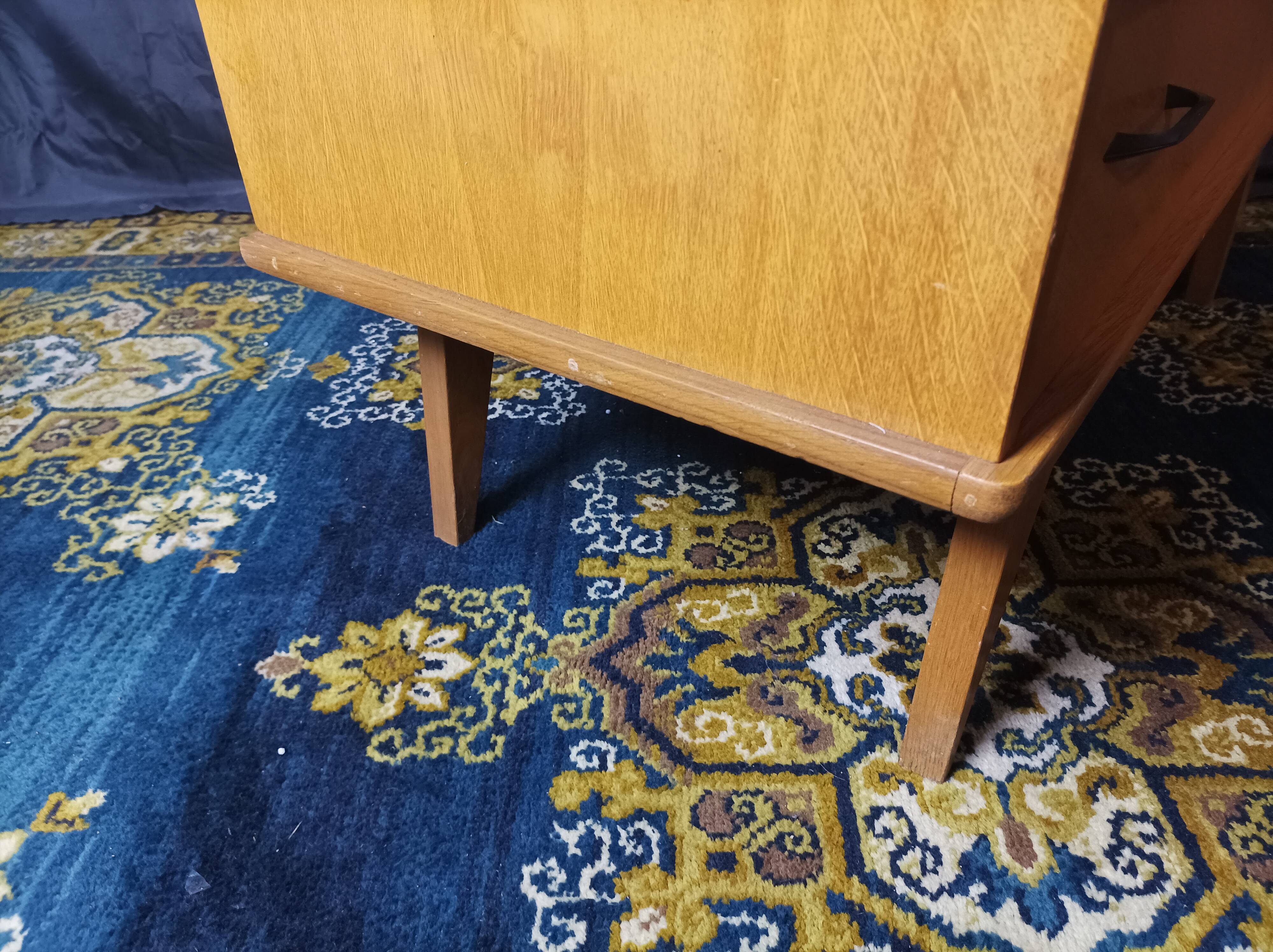Vintage oak chest of drawers 4 drawers
