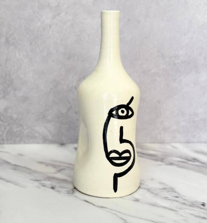 Oudm hollow bottle vase