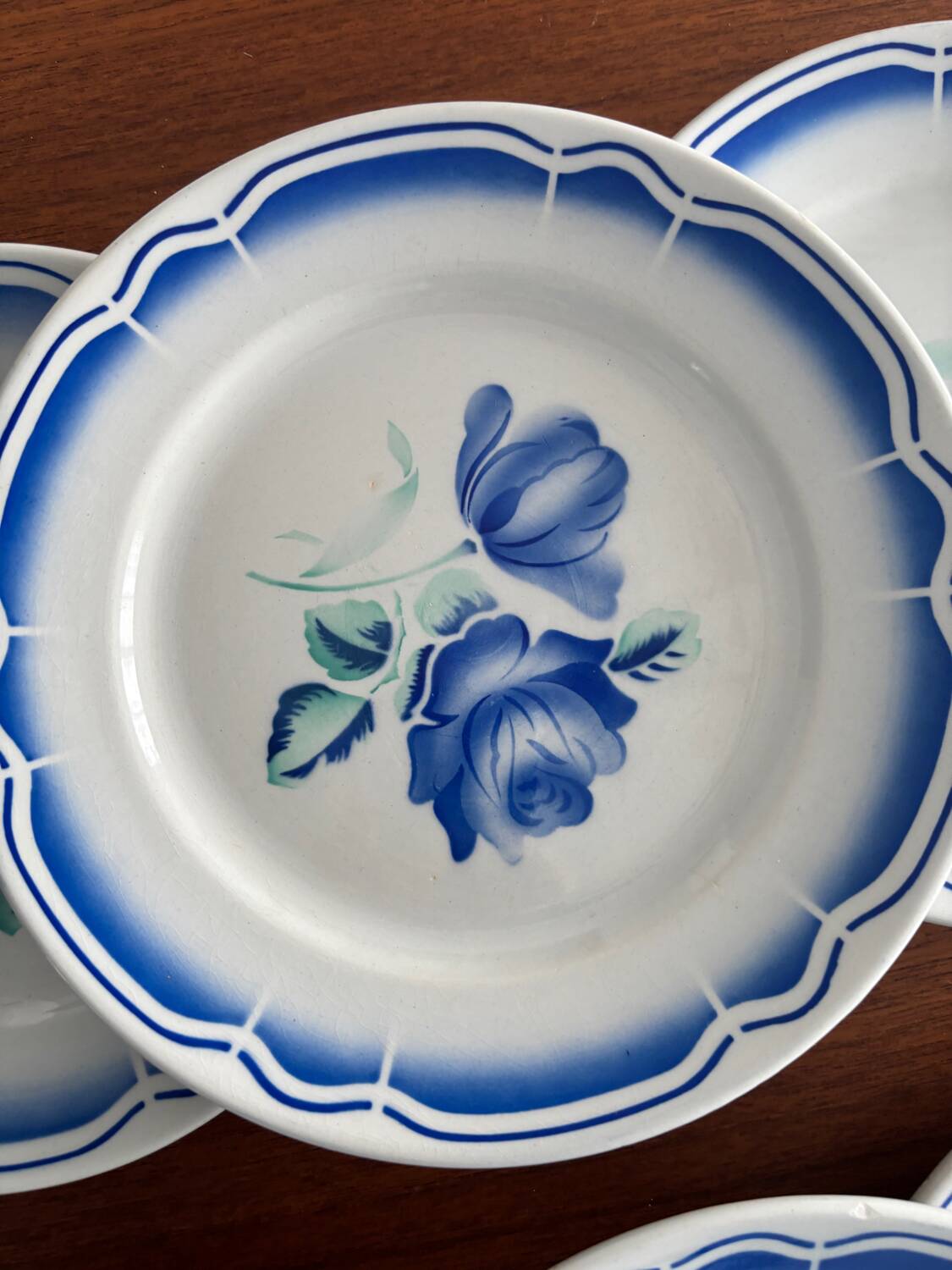 Set of 6 vintage Bondavillier dinner plates | Opaque blue porcelain