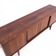 Buffet commode des années 1960, Danemark. Après rénovation.