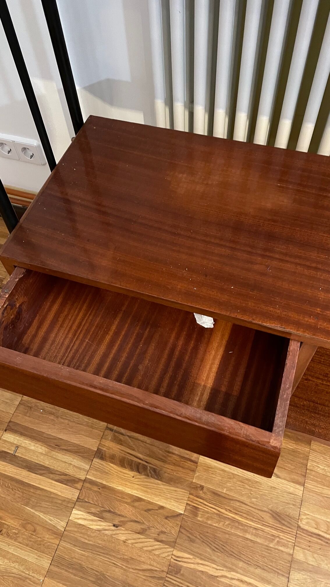 Italian stage shelf from the 60s