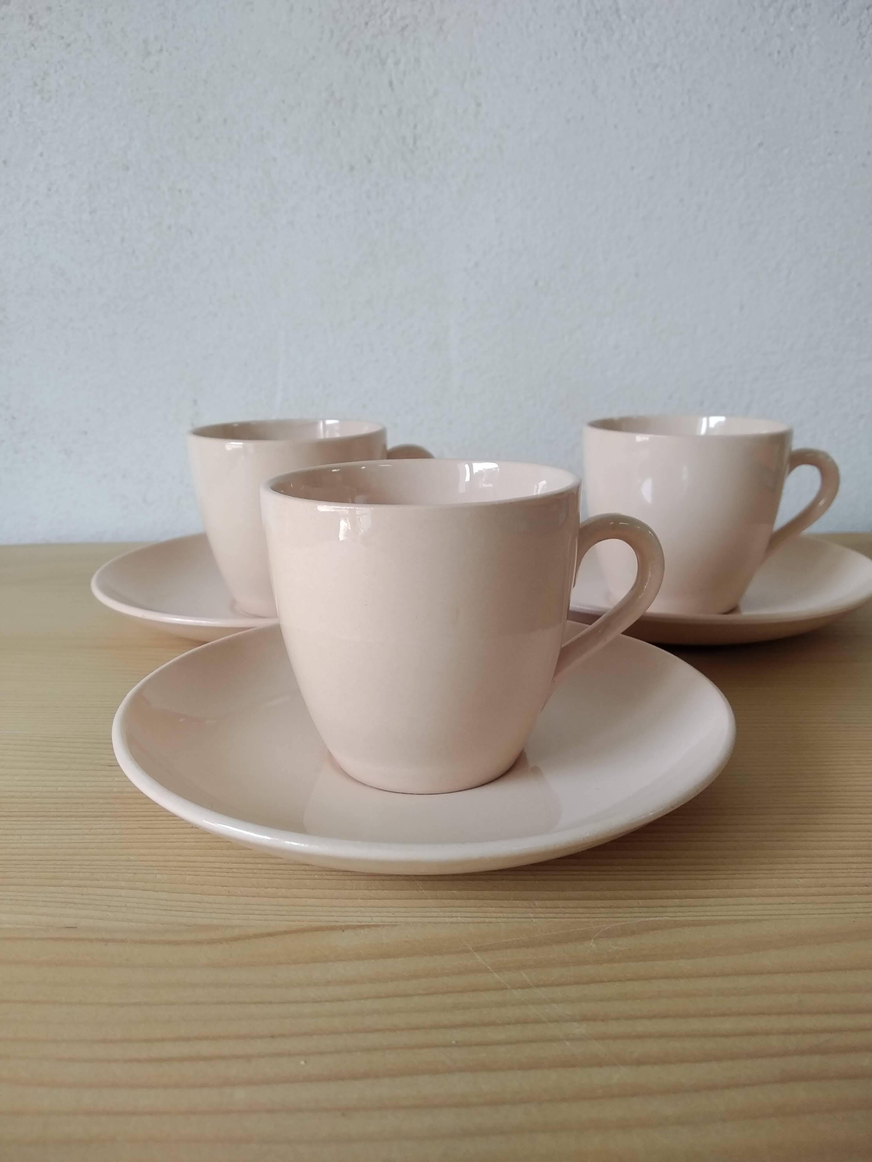 3 cups + Digoin Sarreguemines pink Art Deco jug