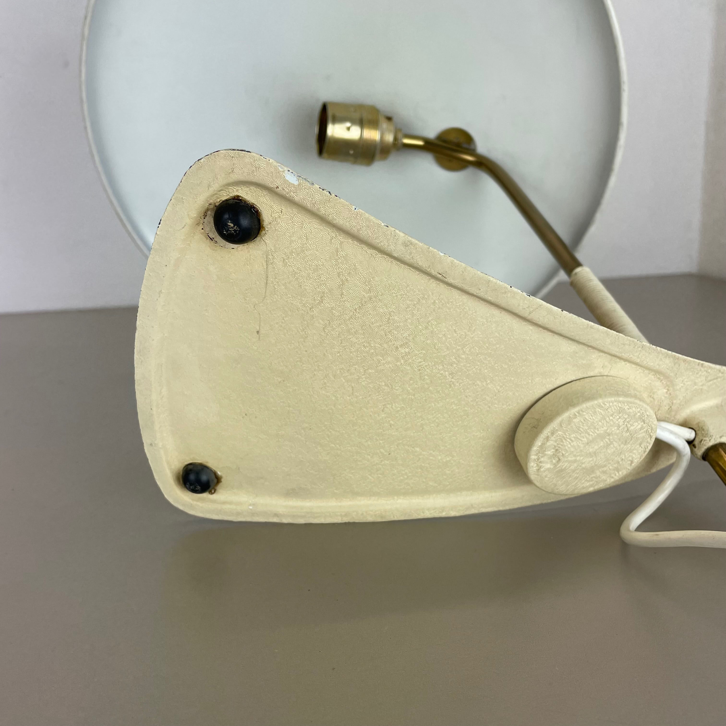 Modernist kalmar sytle Bauhaus beige metal and brass desk light, Austria, 1950s