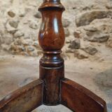 Antique mahogany side table – Round side table with tilting top, early 19th century