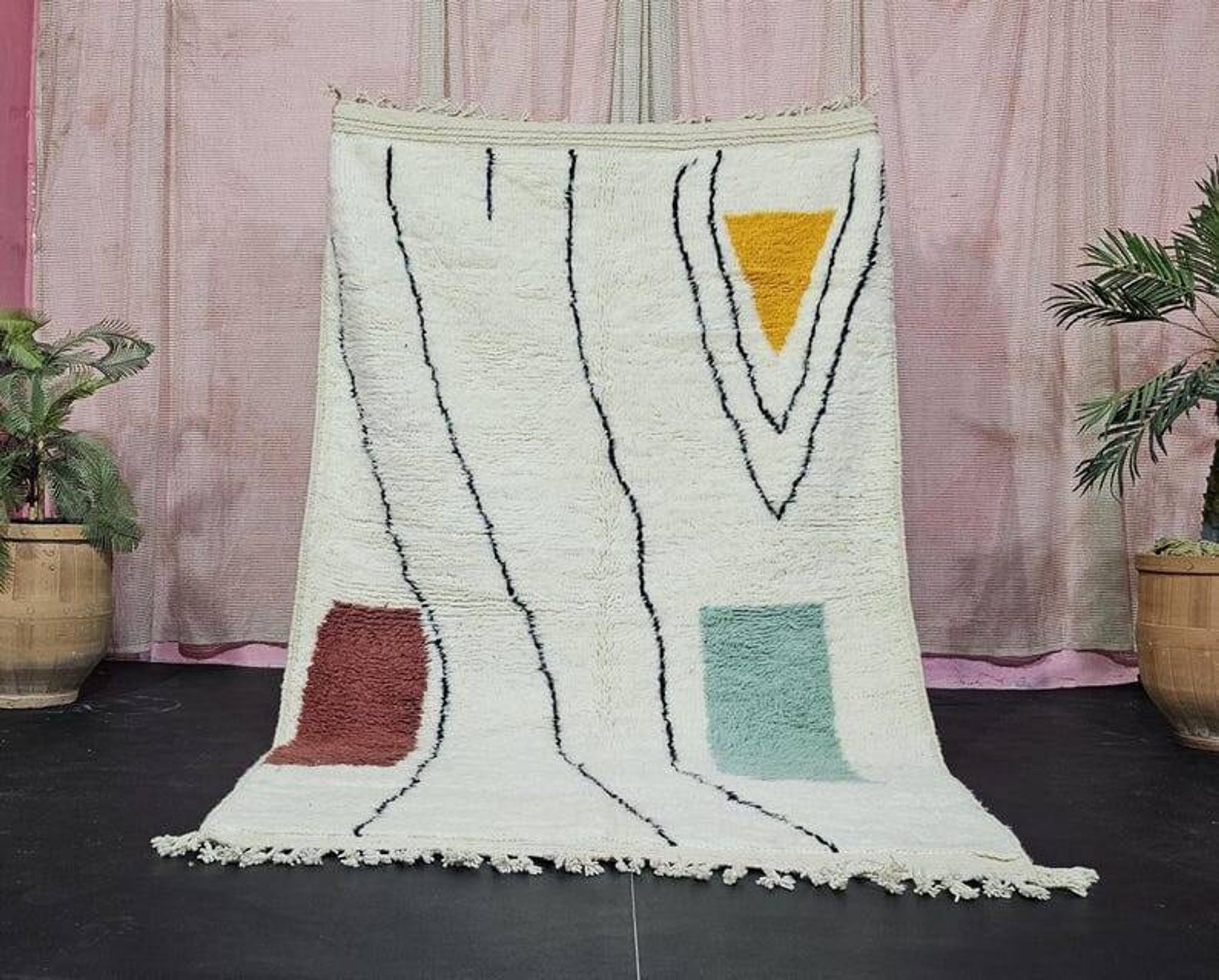 Handmade traditional pure wool rug size 1.5/2.5 m