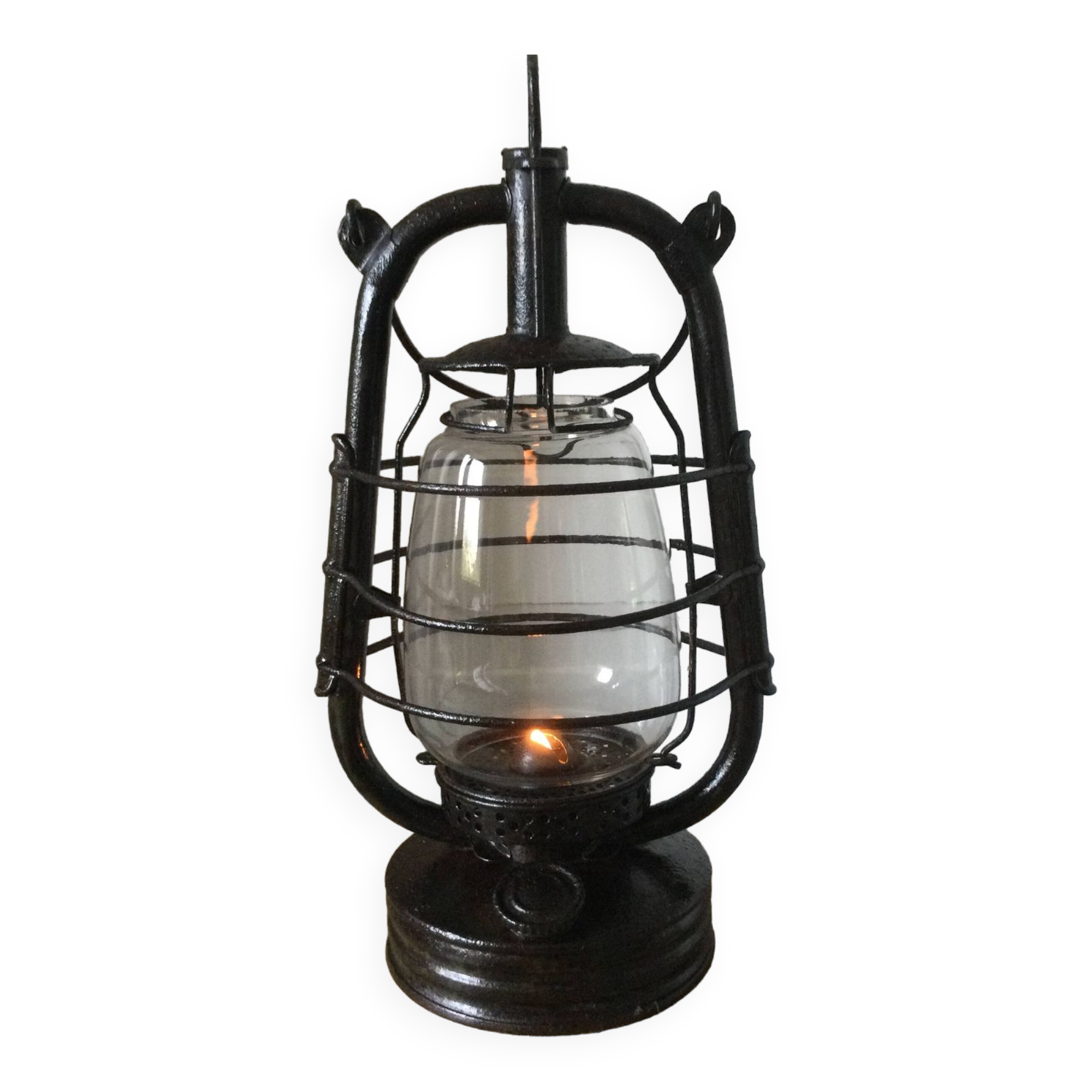Marine model kerosene lamp in good condition