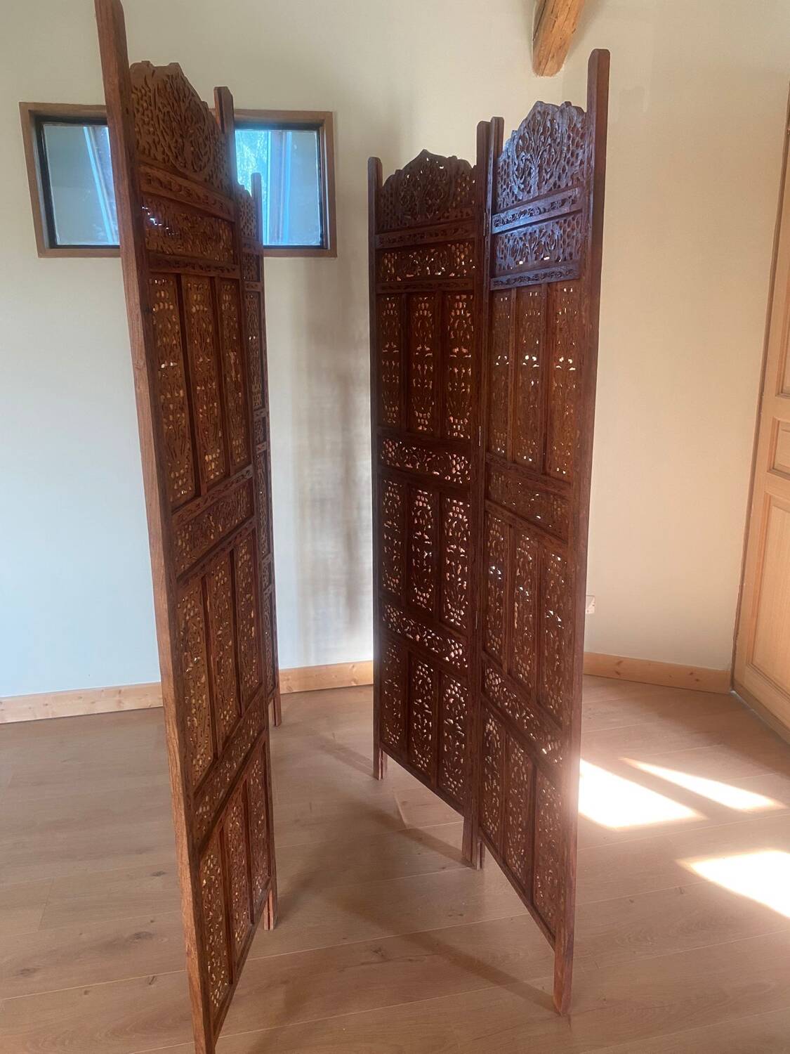 Deux paravents bois
