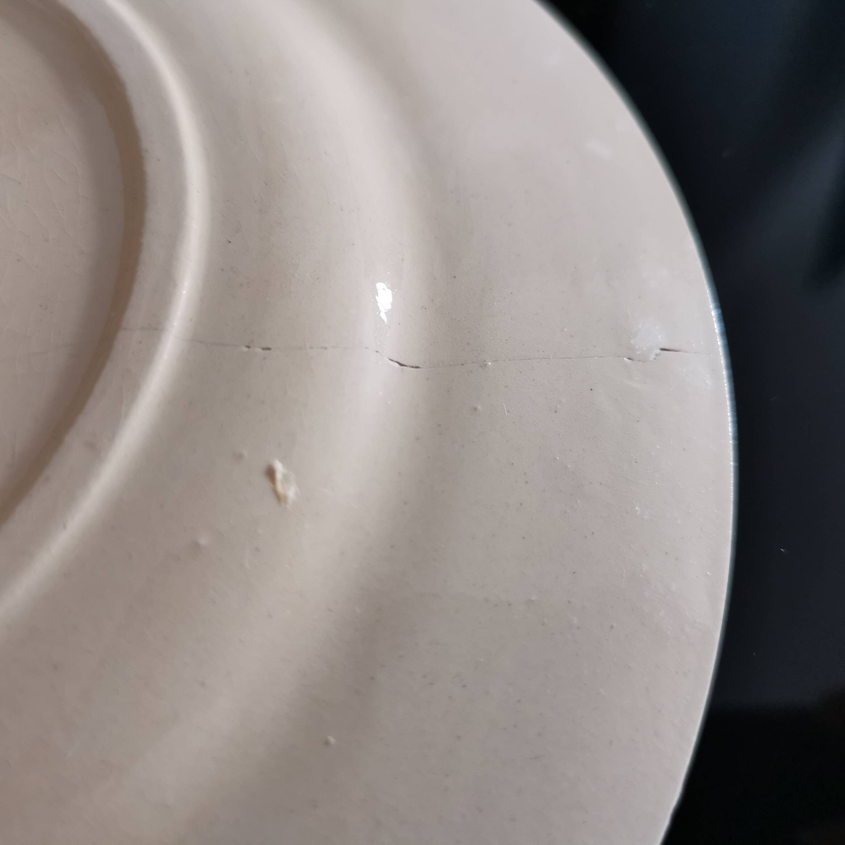 Set of 8 Moulin des Loups dessert plates