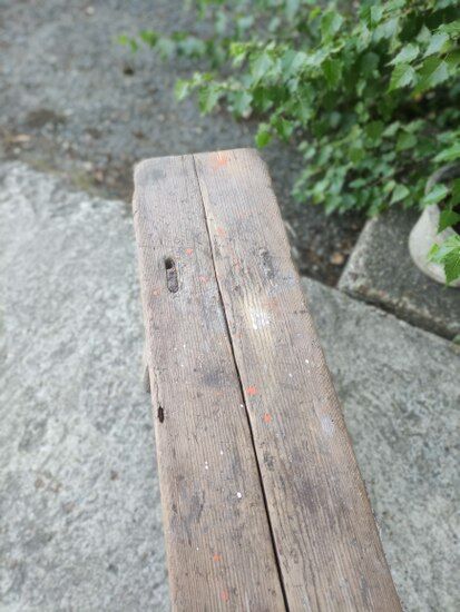 Farm bench