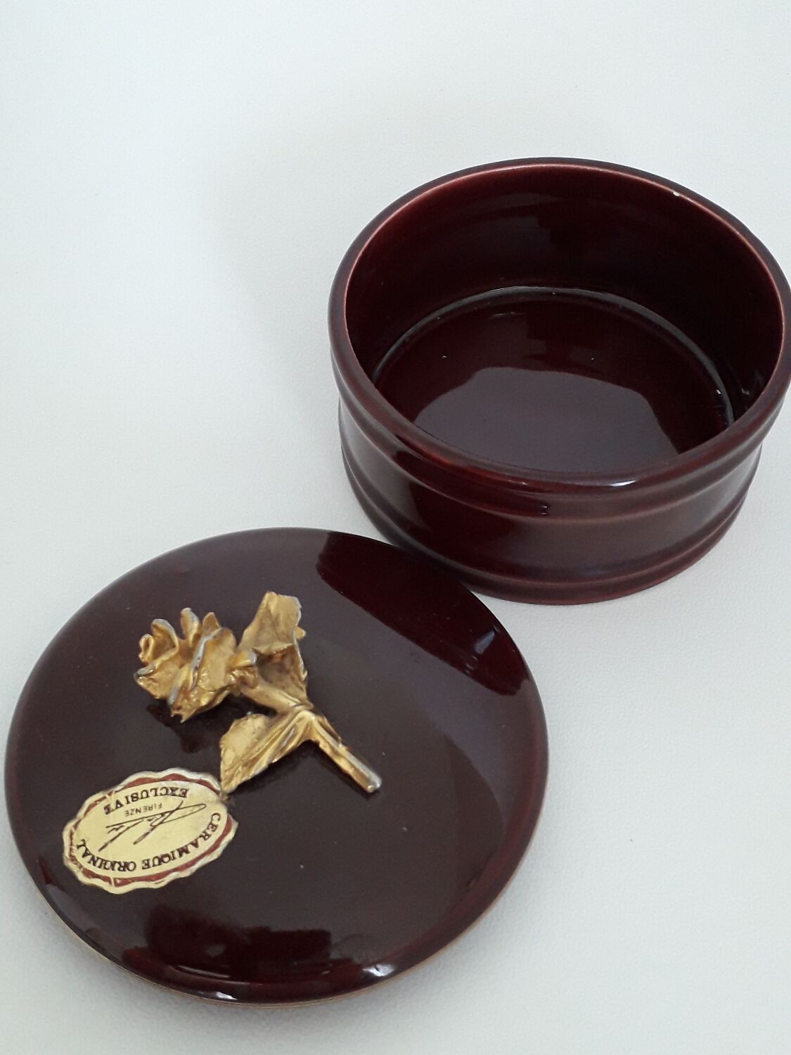 Ceramic jewelry box