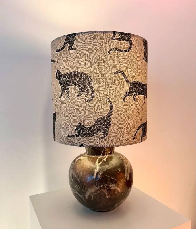 Lampe de table charmante pour les amoureux des chats - nouvellement assemblée