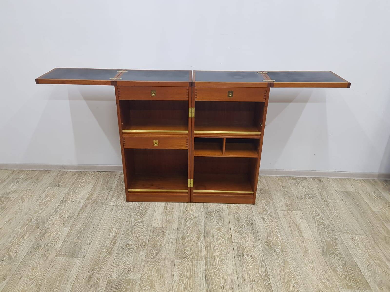 Design / Barek Teak Dyrlund / Reno Wahl Iversen / Danemark, années 1960