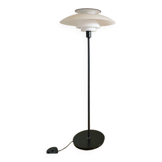 Ph80 floor lamp by Louis Poulsen