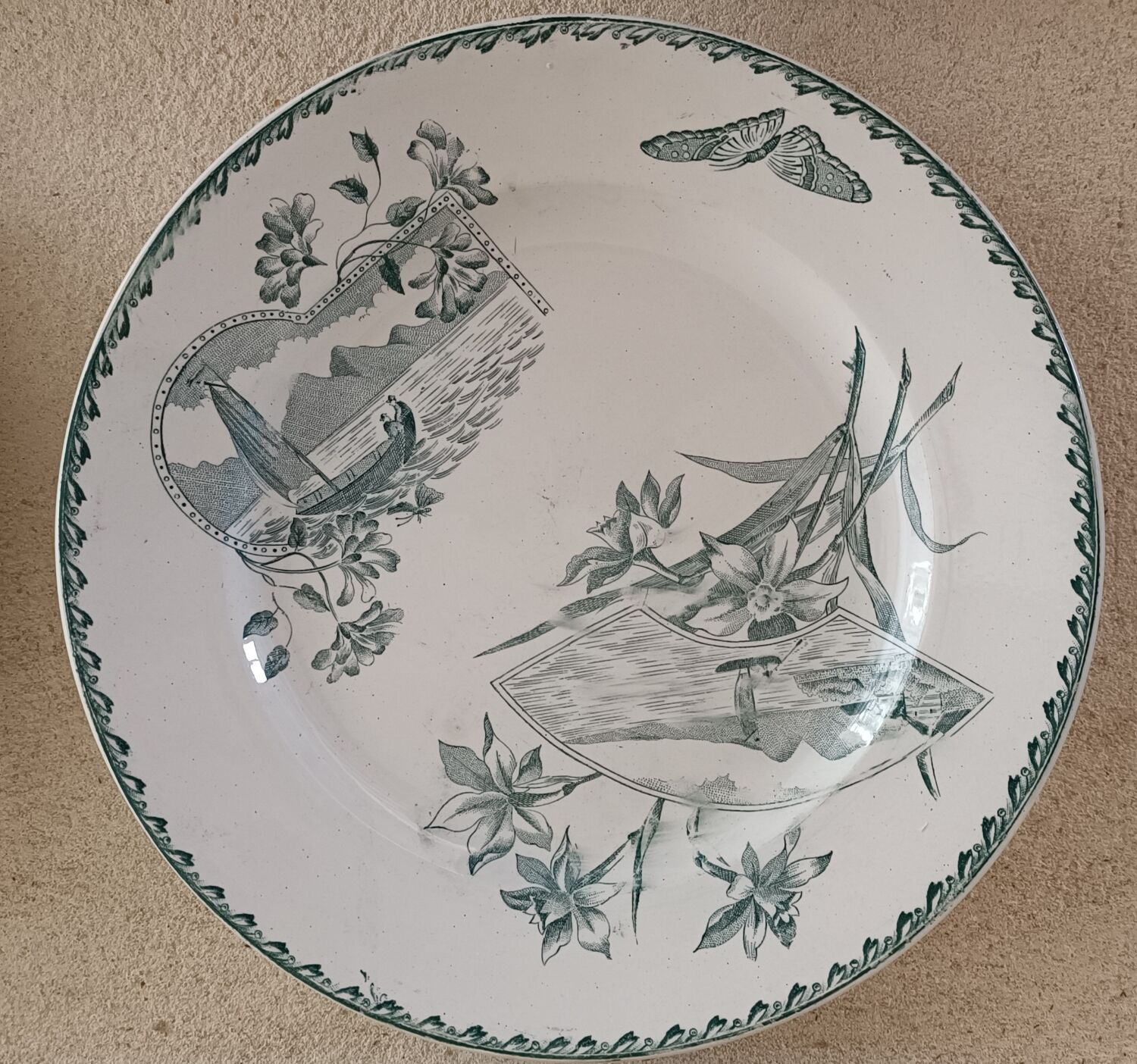 5 Saint Amand Cartels plates