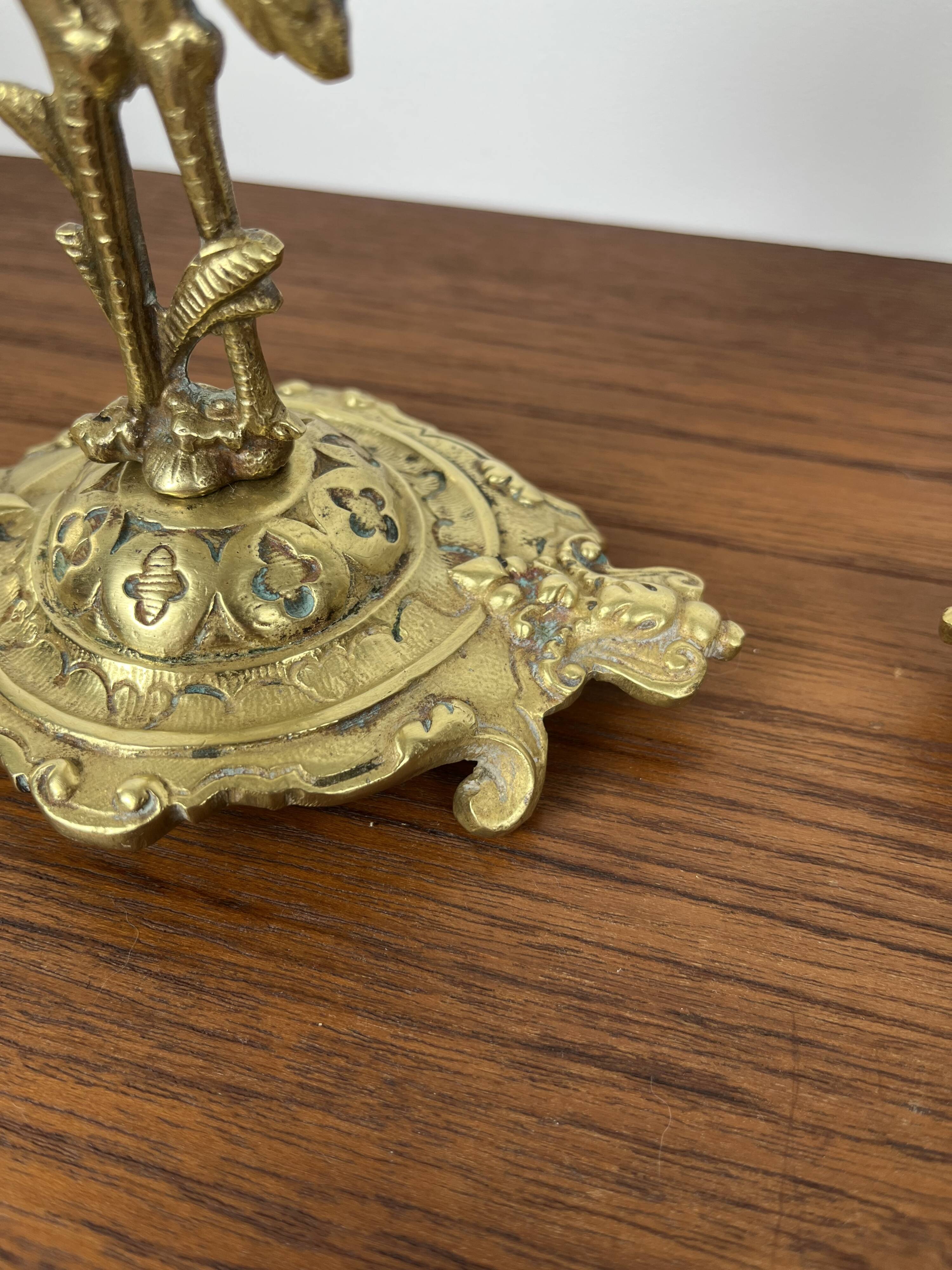 Pair of antique heron candlesticks in gilded brass – Orientalist Art Deco style