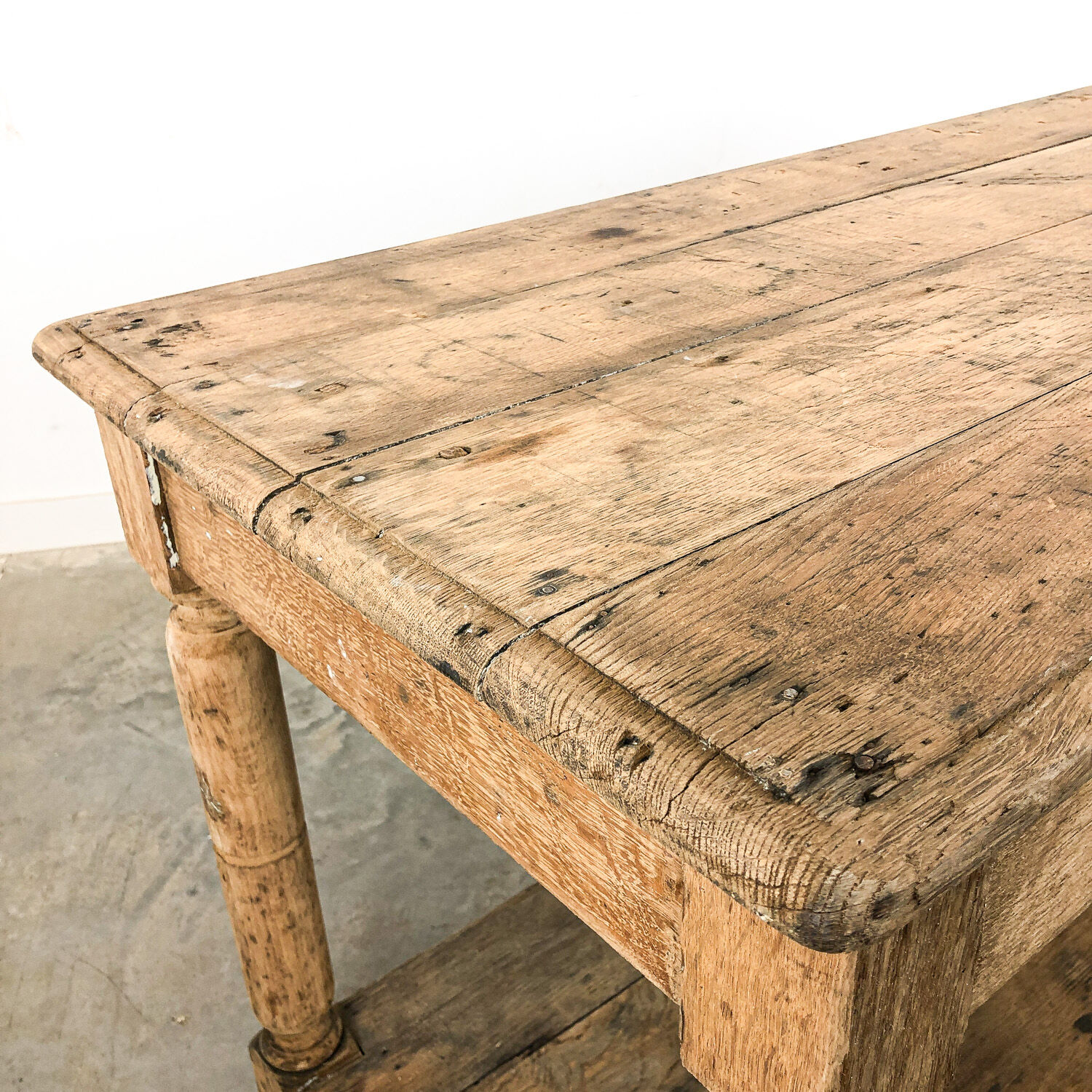 Antique bleeched oak drapers table 19th century