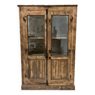 Armoire vitrée