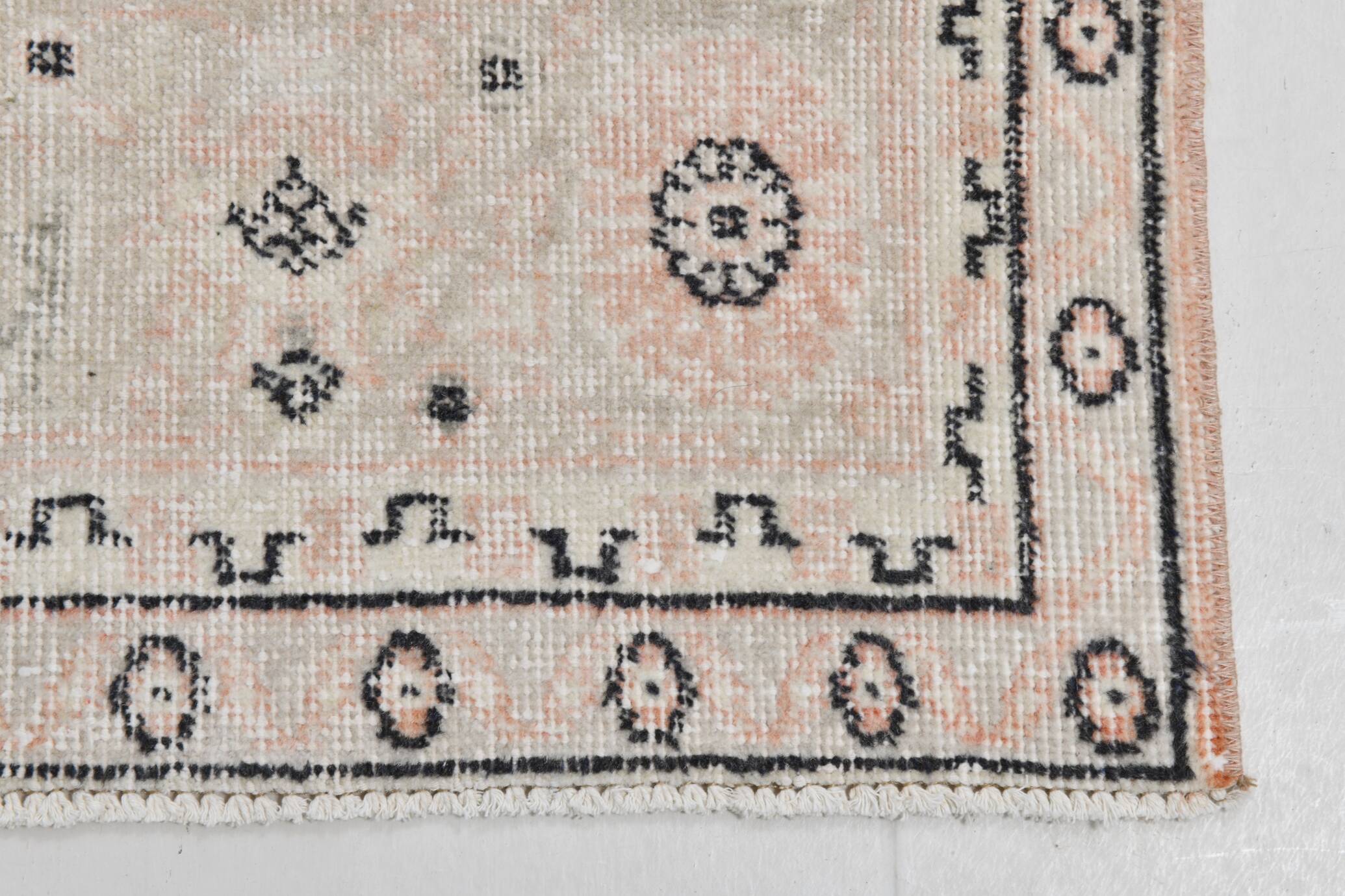 7x10 Large Pink & Beige Madallion Pattern Turkish Rug, 209x305Cm