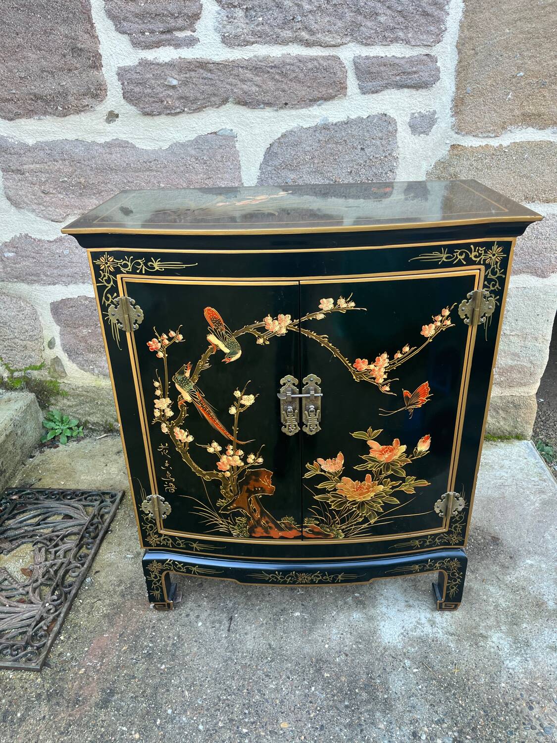 Chinese furniture