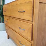 Pine chest of drawers