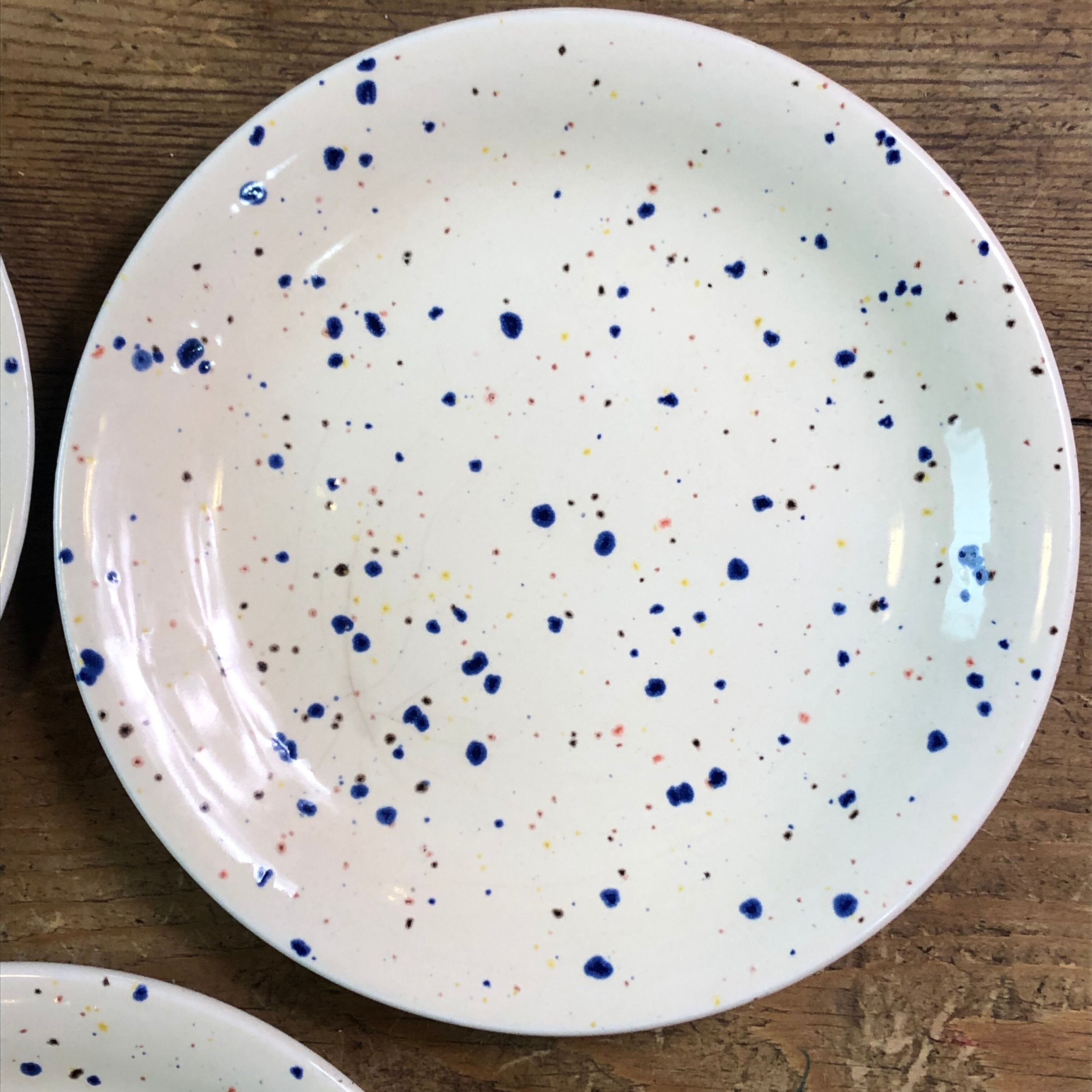 5 plates in English earthenware John Tams