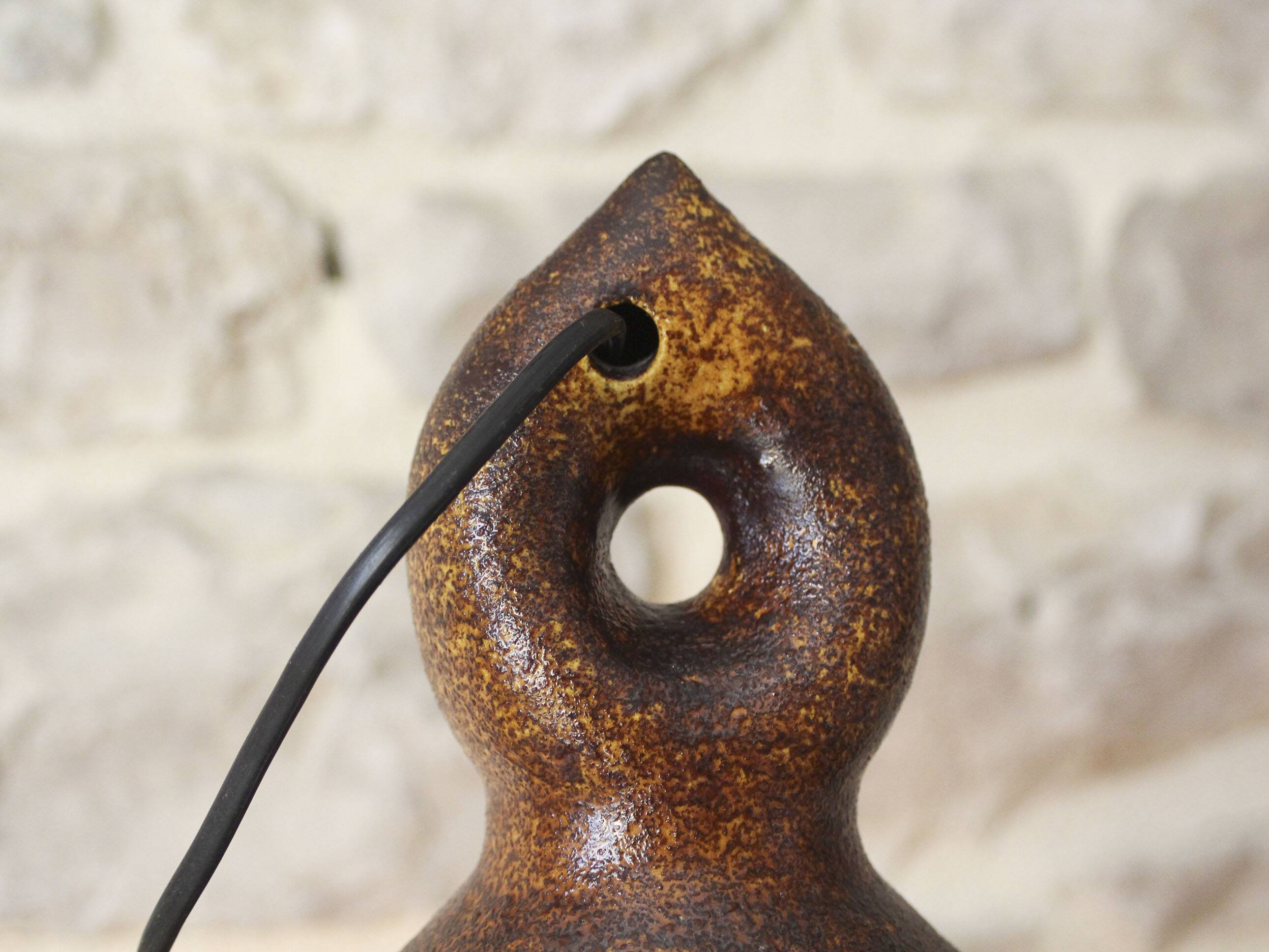 Accolay ceramic and resin pendant light